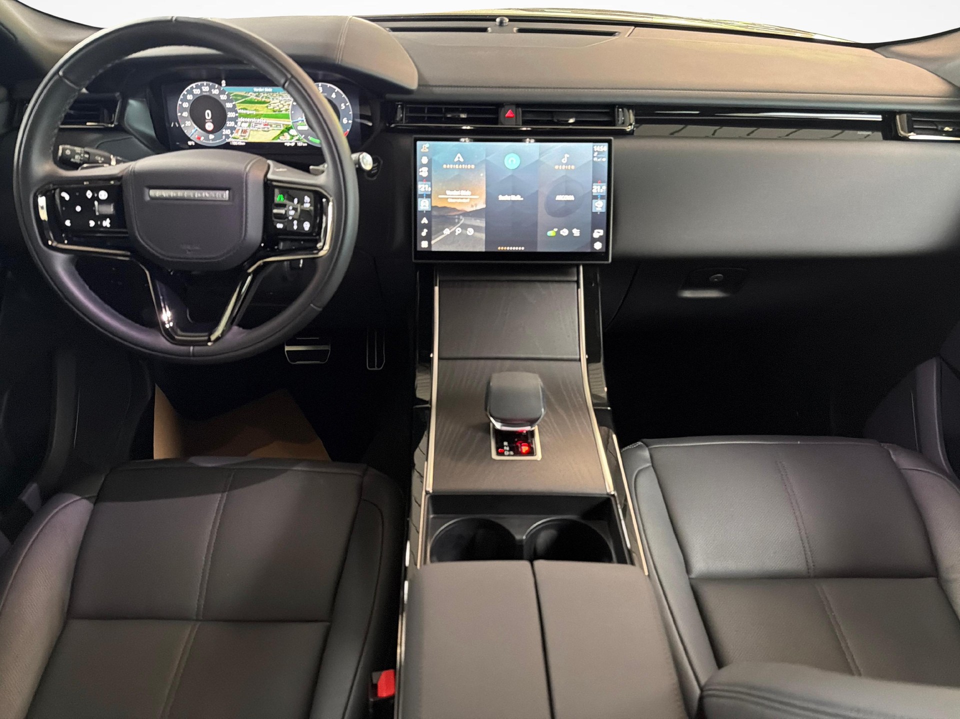 LAND ROVER Range Rover Velar 2.0 P400e Dynamic SE mit Panorama Glasschiebedach-image-8