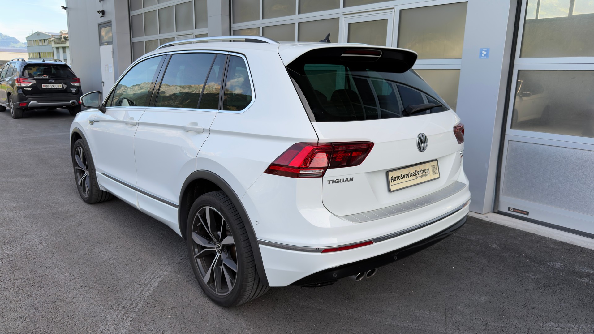 VW Tiguan 2.0 TDI SCR Highline DSG-image-1