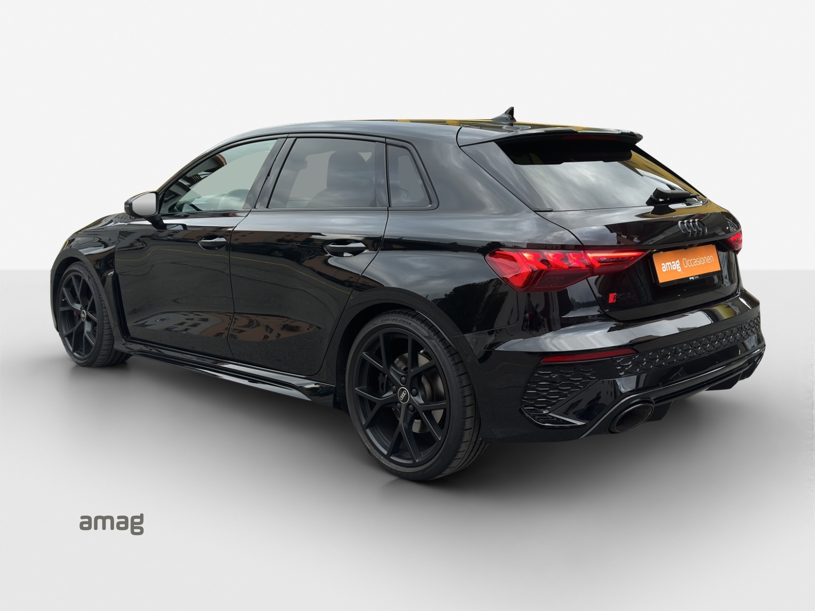 AUDI RS3 Sportback 2.5 TSI quattro S-tronic-image-13