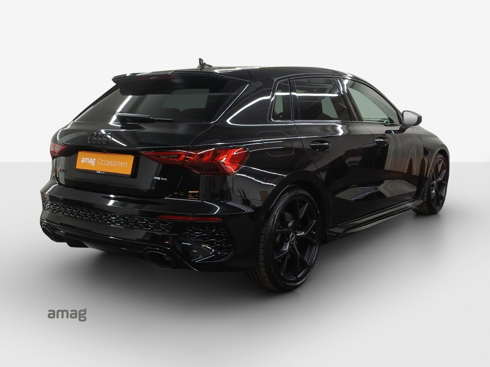 AUDI RS3 Sportback 2.5 TSI quattro S-tronic-image-4