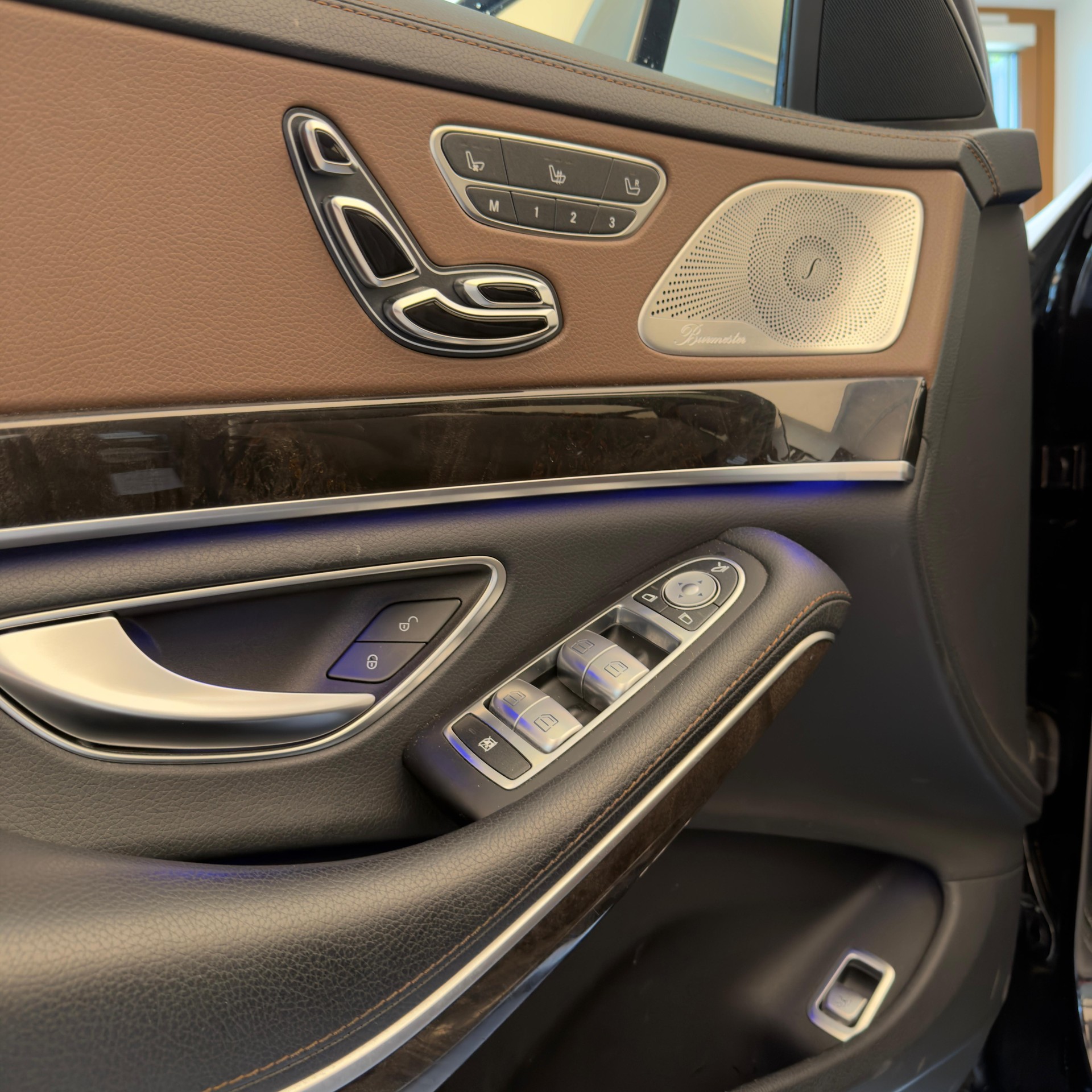MERCEDES-BENZ S 350 L BlueTEC 4Matic 7G-Tronic-image-12