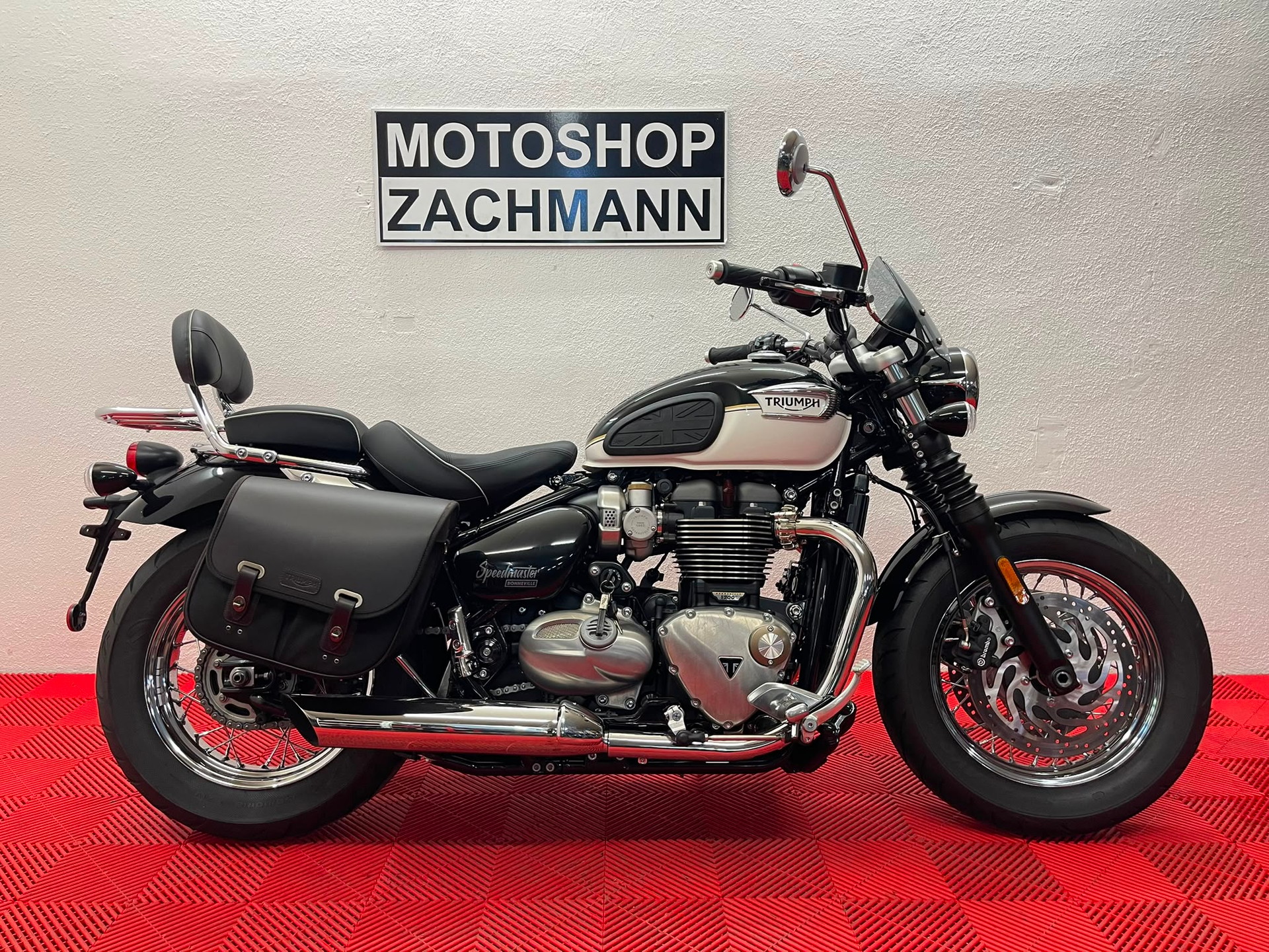 TRIUMPH Bonneville 1200 Speedmaster