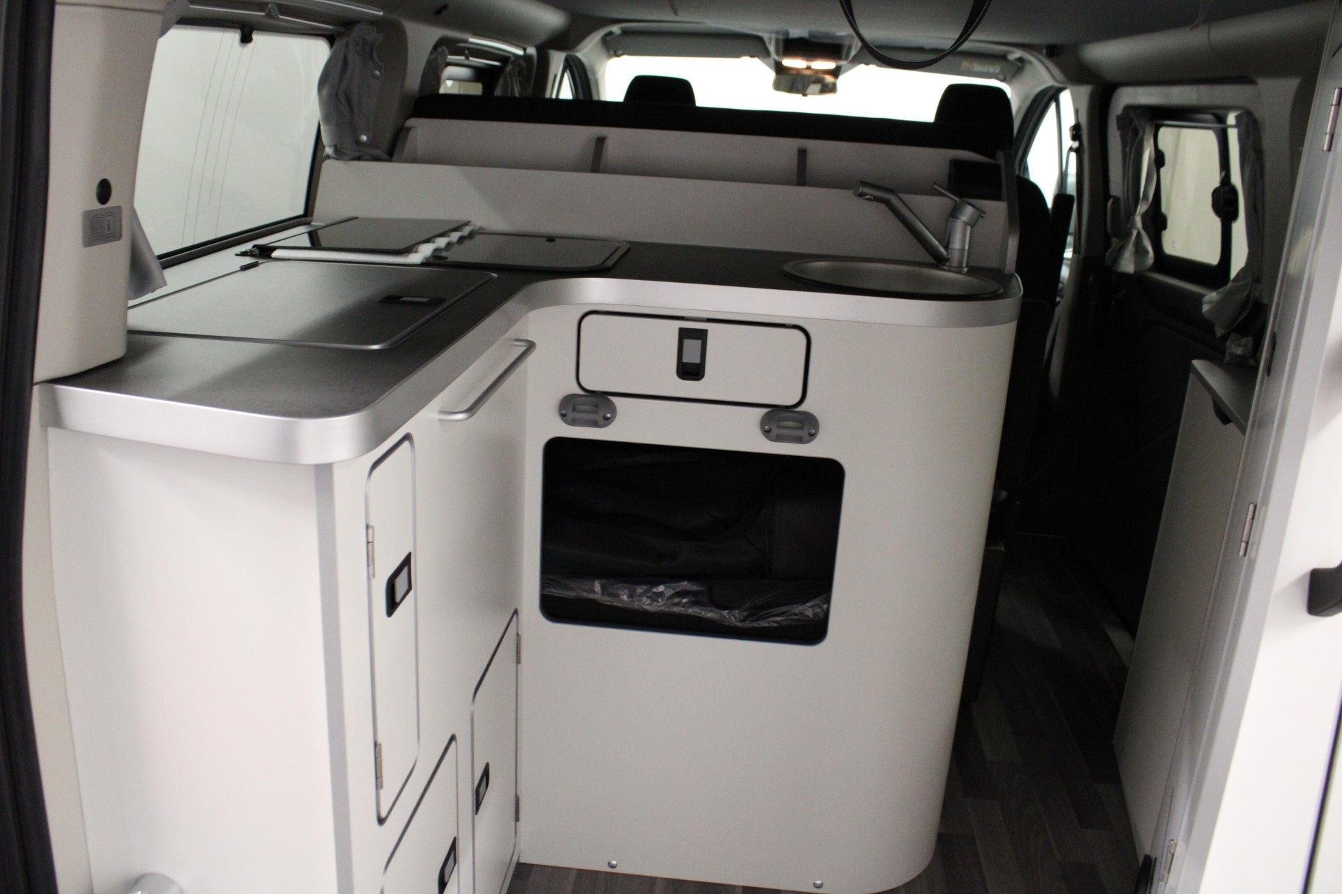 FORD Transit C Nugget 320 L1 2.0 TDCi 130 Aufstelldach-image-6