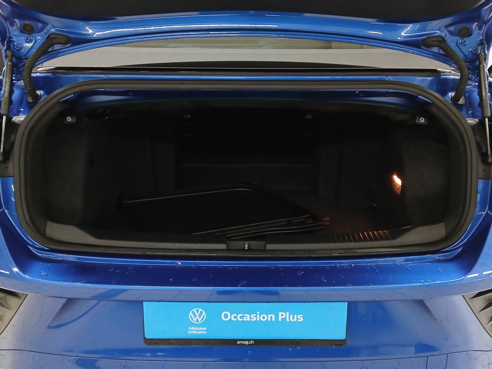 VW T-Roc Cabriolet 1.5 TSI EVO R-Line DSG-image-12