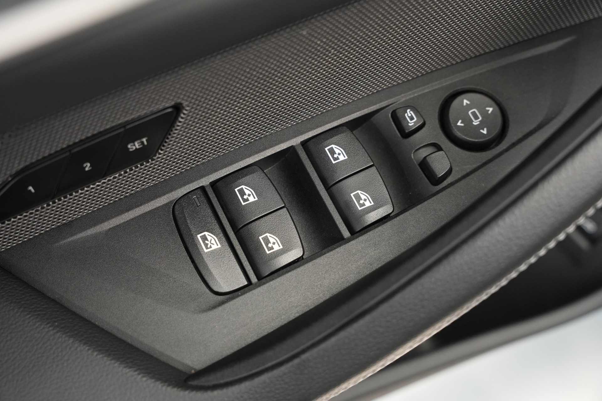 BMW M440i xDrive 48V Gran Coupé Steptronic *Sanremo grün* *Harman/Kardon* *Panorama*-image-18