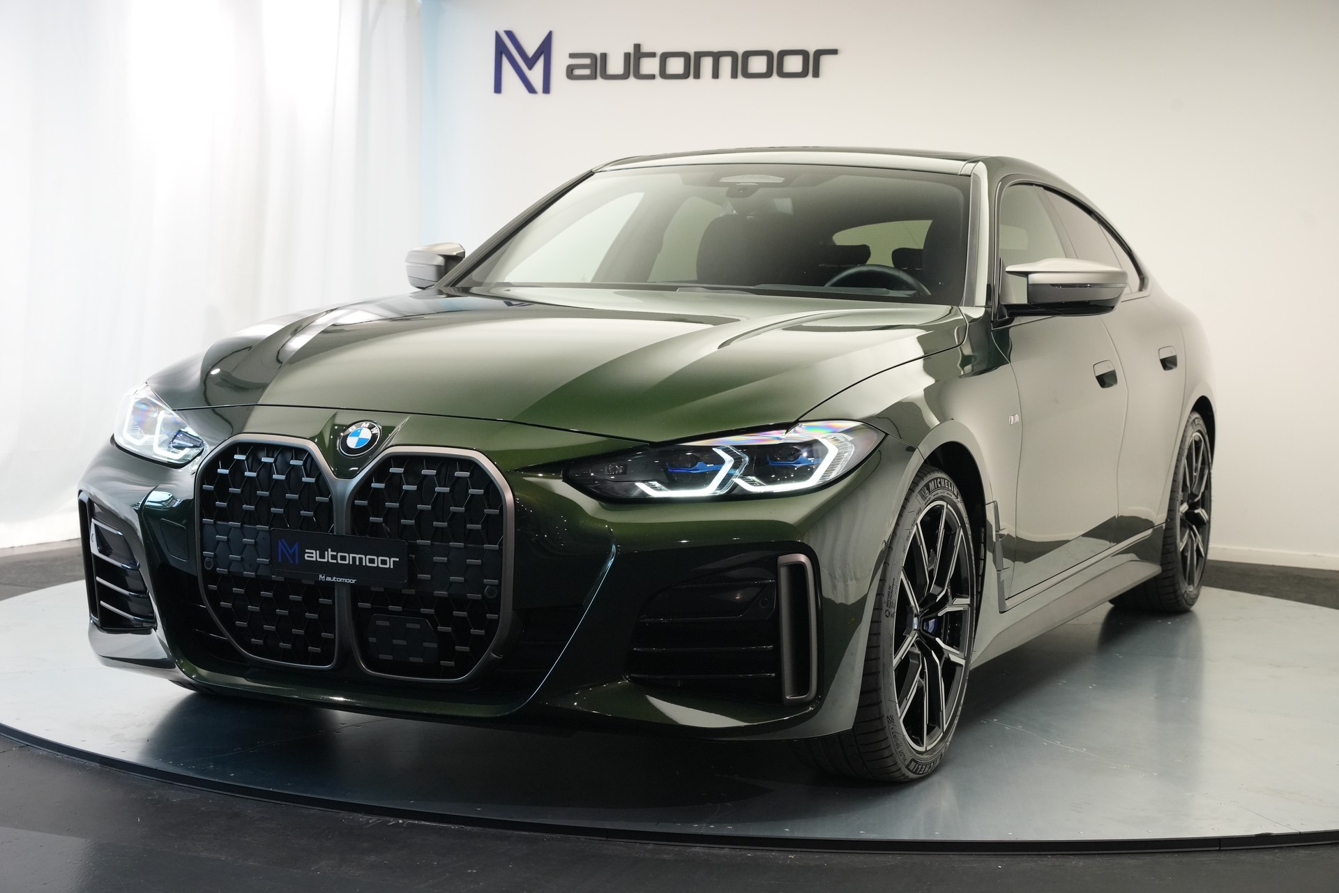 BMW M440i xDrive 48V Gran Coupé Steptronic *Sanremo grün* *Harman/Kardon* *Panorama*-image-45