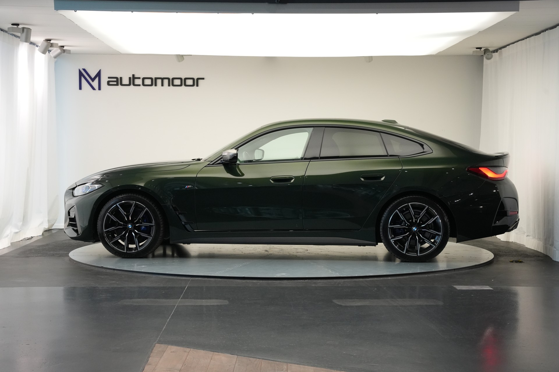 BMW M440i xDrive 48V Gran Coupé Steptronic *Sanremo grün* *Harman/Kardon* *Panorama*-image-7