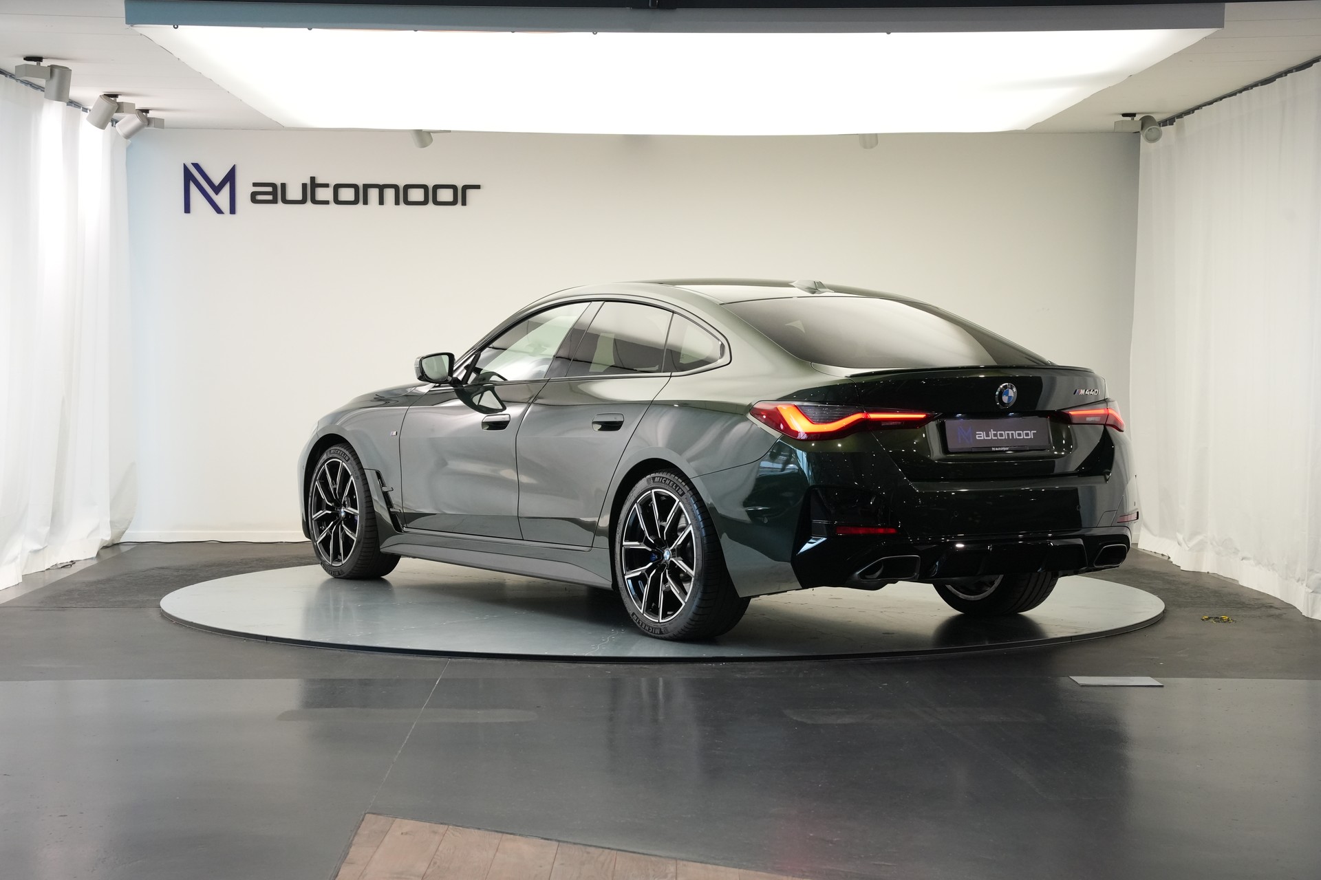 BMW M440i xDrive 48V Gran Coupé Steptronic *Sanremo grün* *Harman/Kardon* *Panorama*-image-6