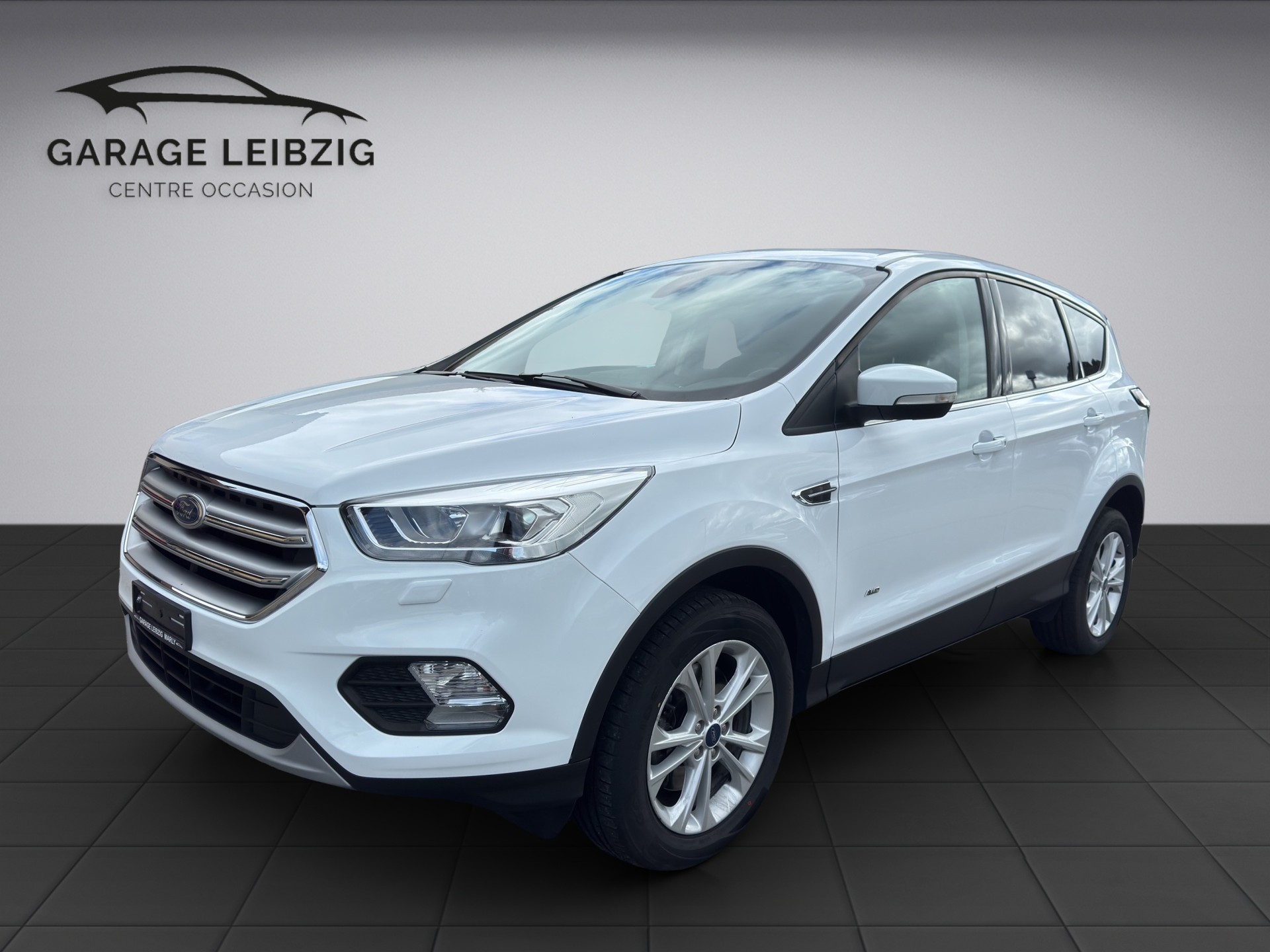 FORD Kuga 1.5 EcoB 182 Titanium-image-0