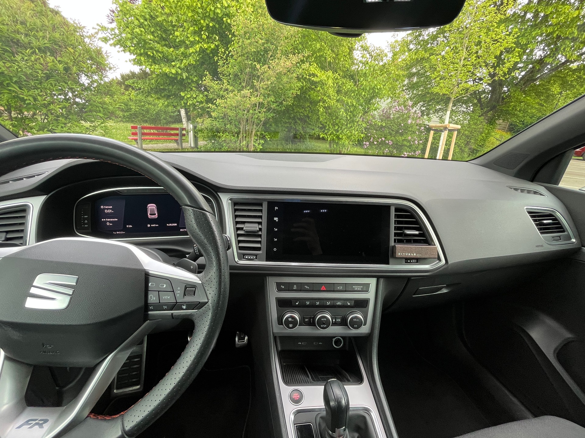 SEAT 2.0 TSI Hola FR 4Drive DSG-image-4