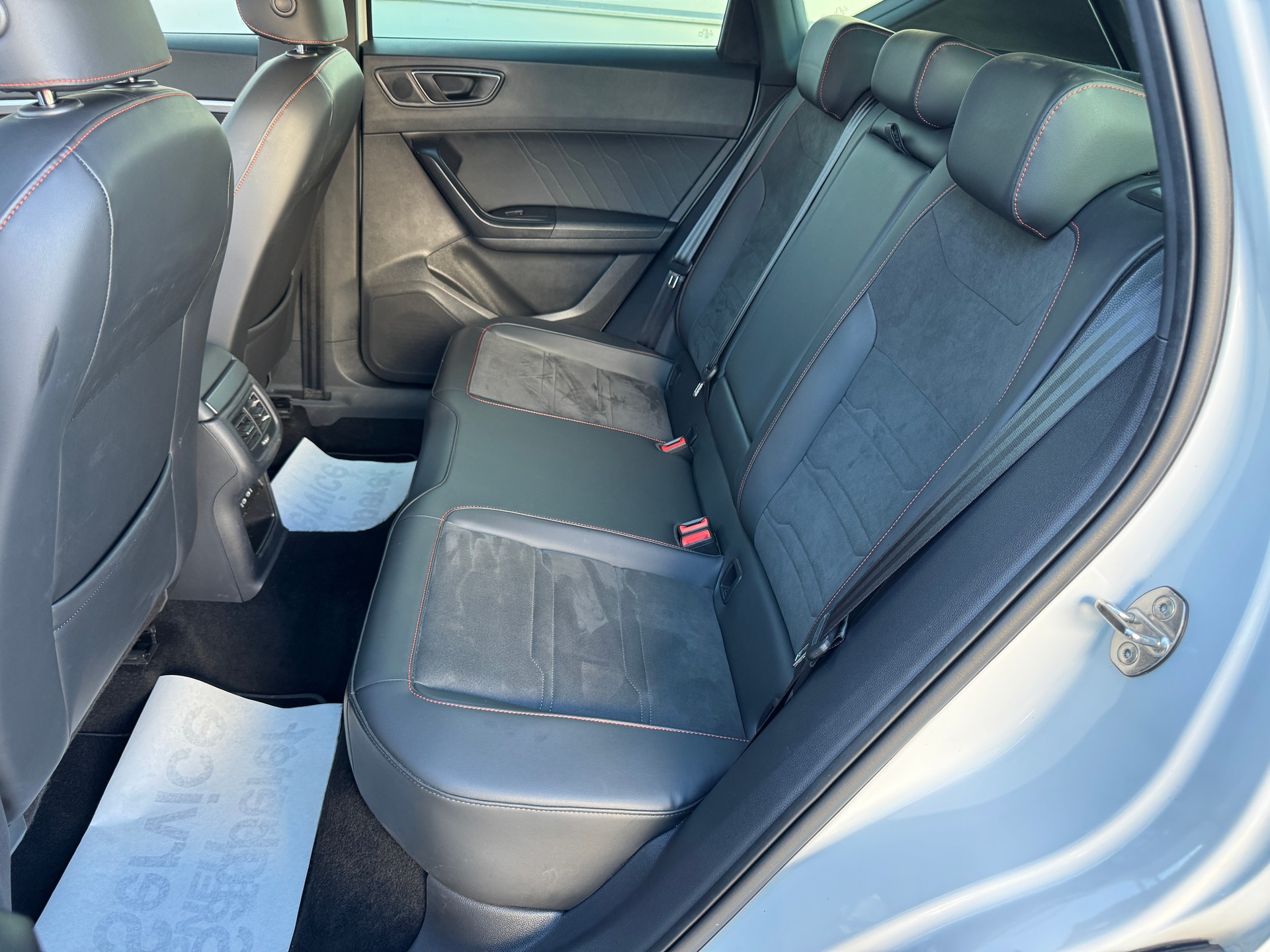 SEAT Ateca 2.0 TSI FR 4Drive DSG-image-5
