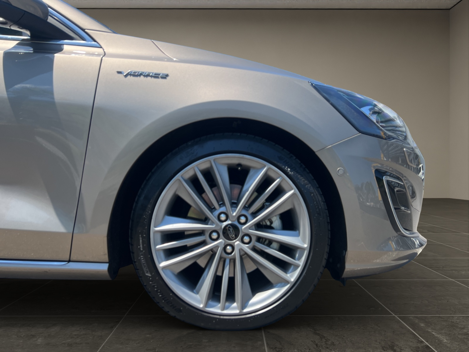 FORD Focus 2.0 EcoBlue 150 Vignale-image-26