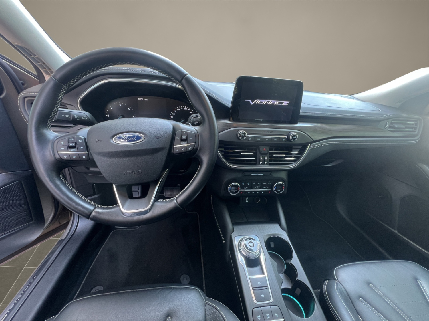 FORD Focus 2.0 EcoBlue 150 Vignale-image-10