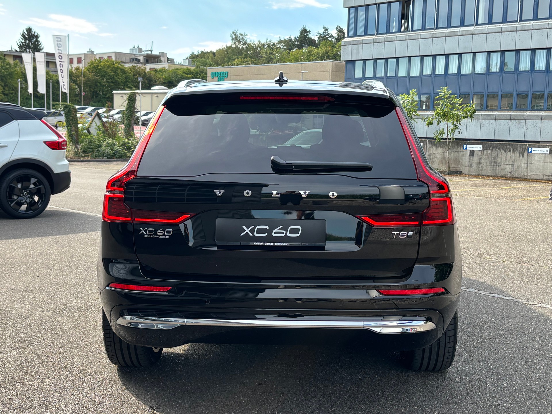 VOLVO XC60 2.0 T8 TE Ultra Bright eAWD-image-8