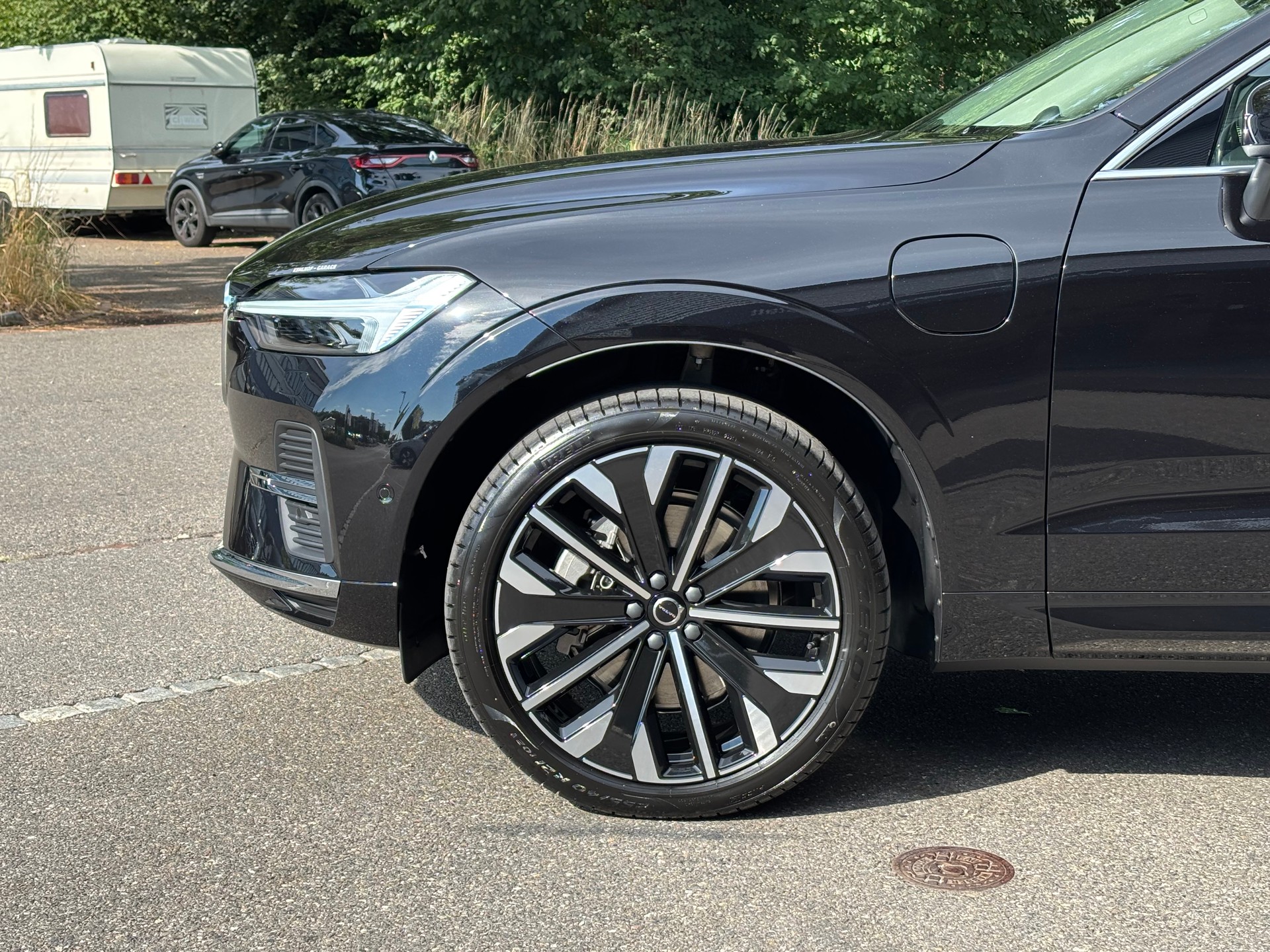 VOLVO XC60 2.0 T8 TE Ultra Bright eAWD-showroom-element-1