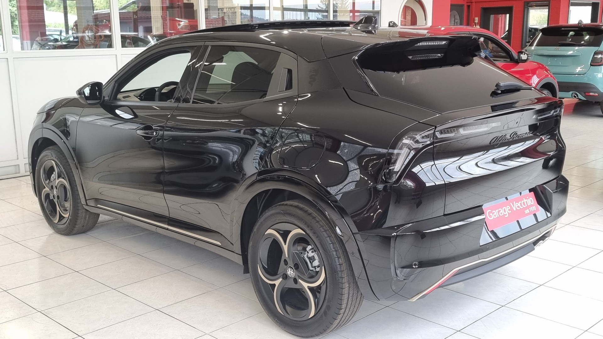 ALFA ROMEO Junior 1.2 Intensa Sky-showroom-element-3