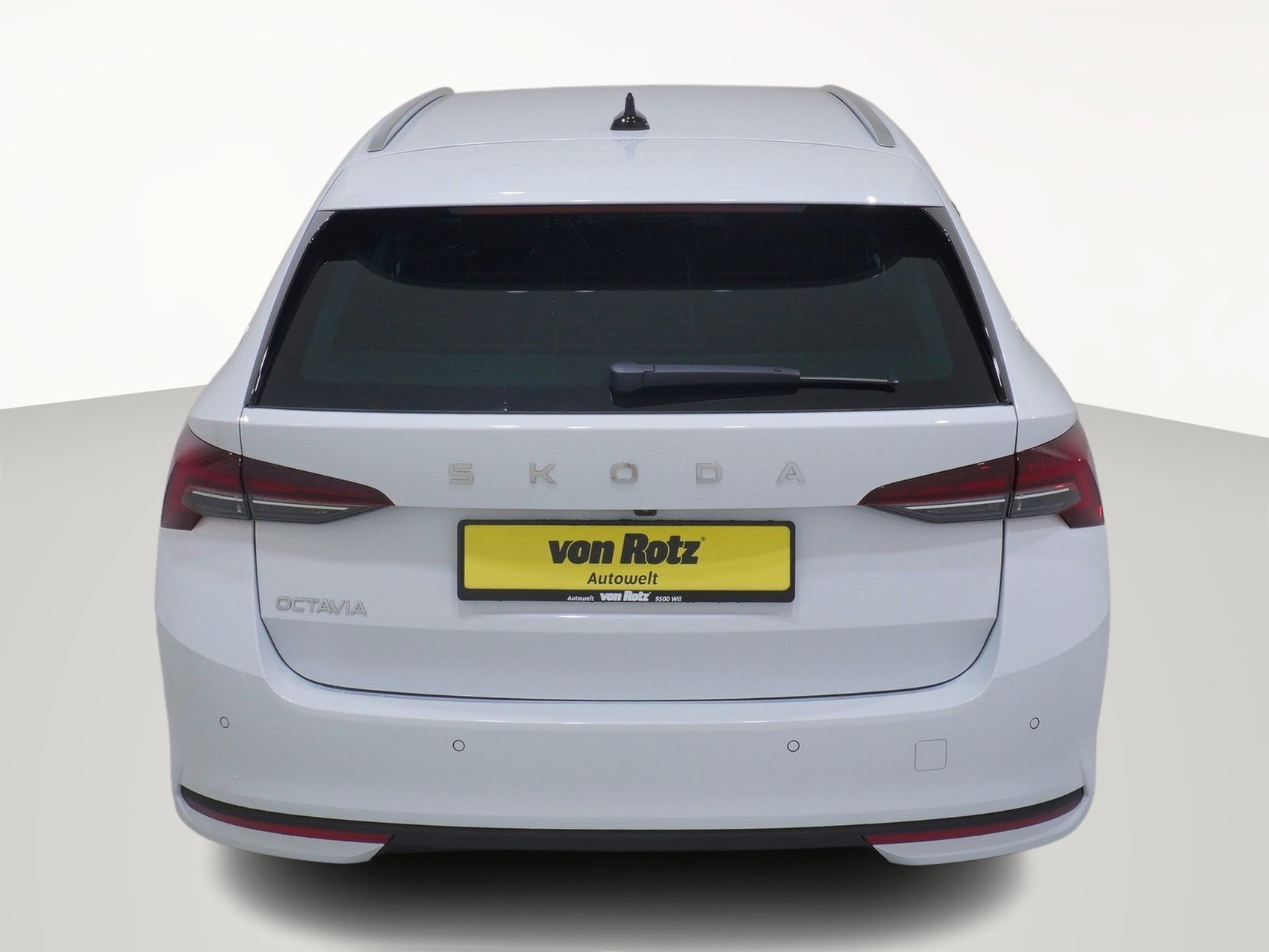SKODA Octavia 1.5 TSI mHEV Selection-Lounge DSG-image-2