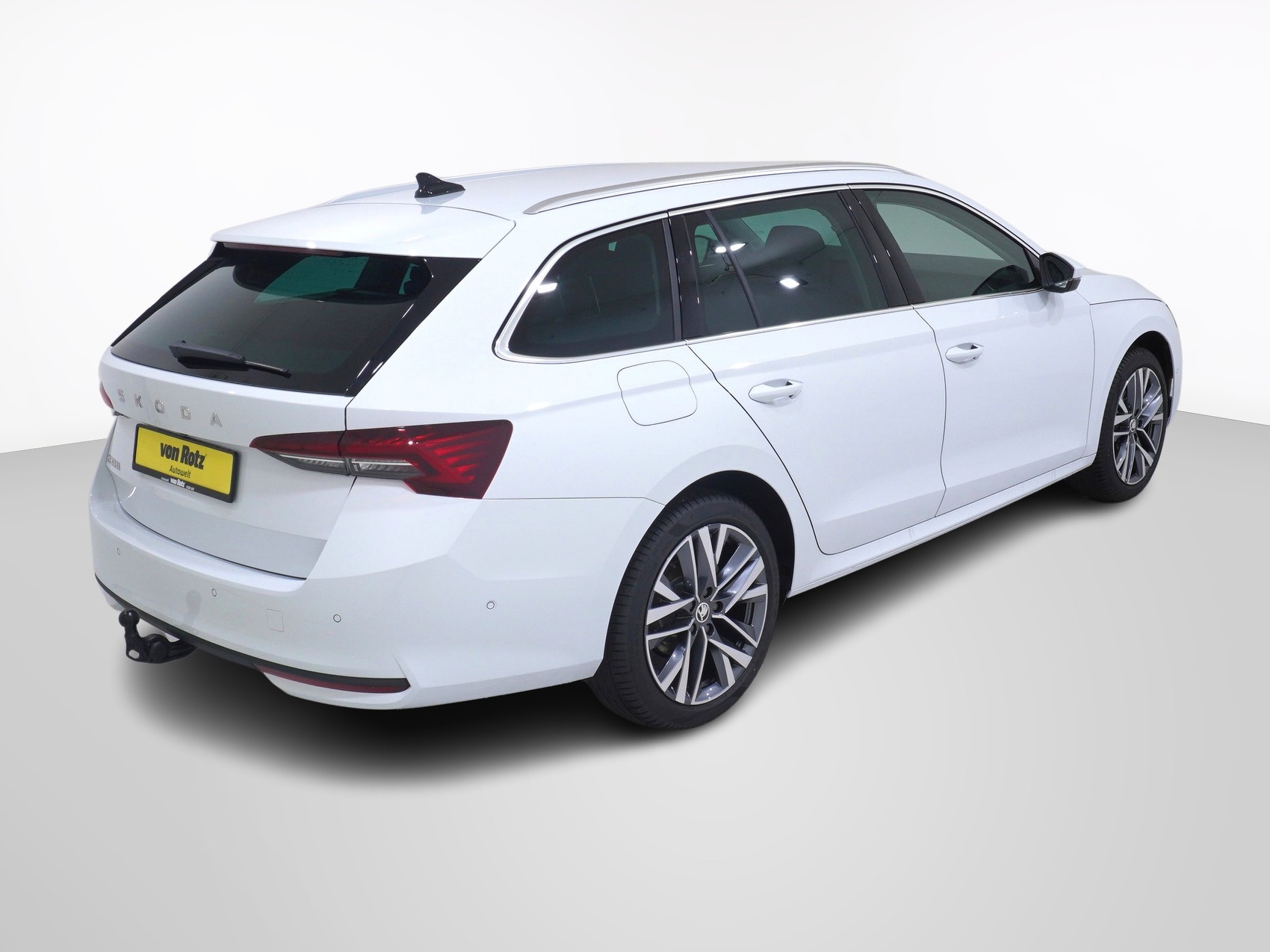 SKODA Octavia 1.5 TSI mHEV Selection-Lounge DSG-image-5