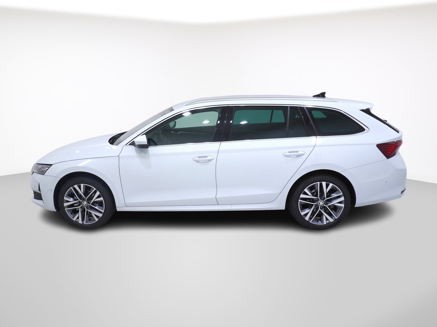 SKODA Octavia 1.5 TSI mHEV Selection-Lounge DSG-image-1