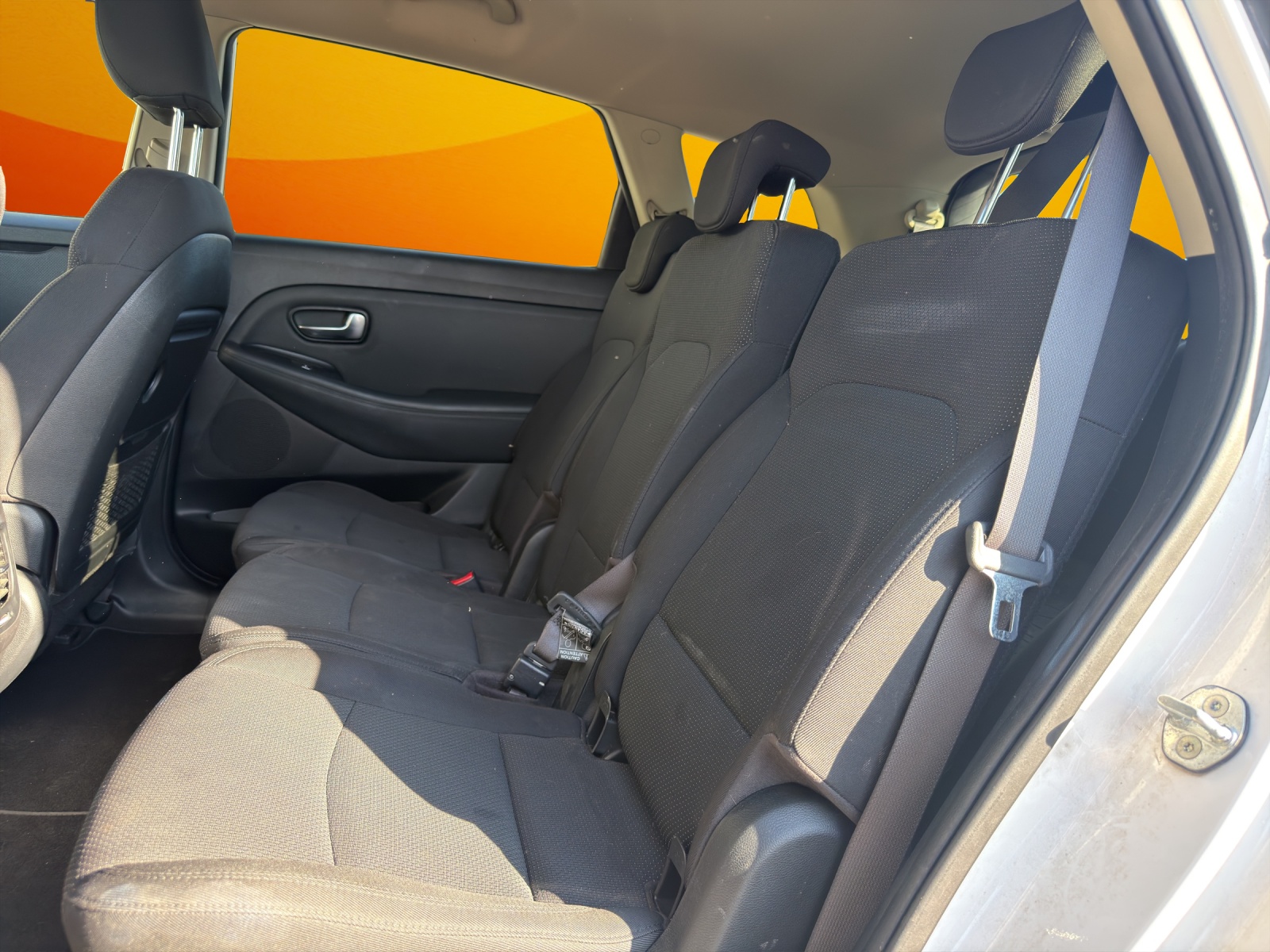 KIA Carens 1.7 CRDi Trend-image-11
