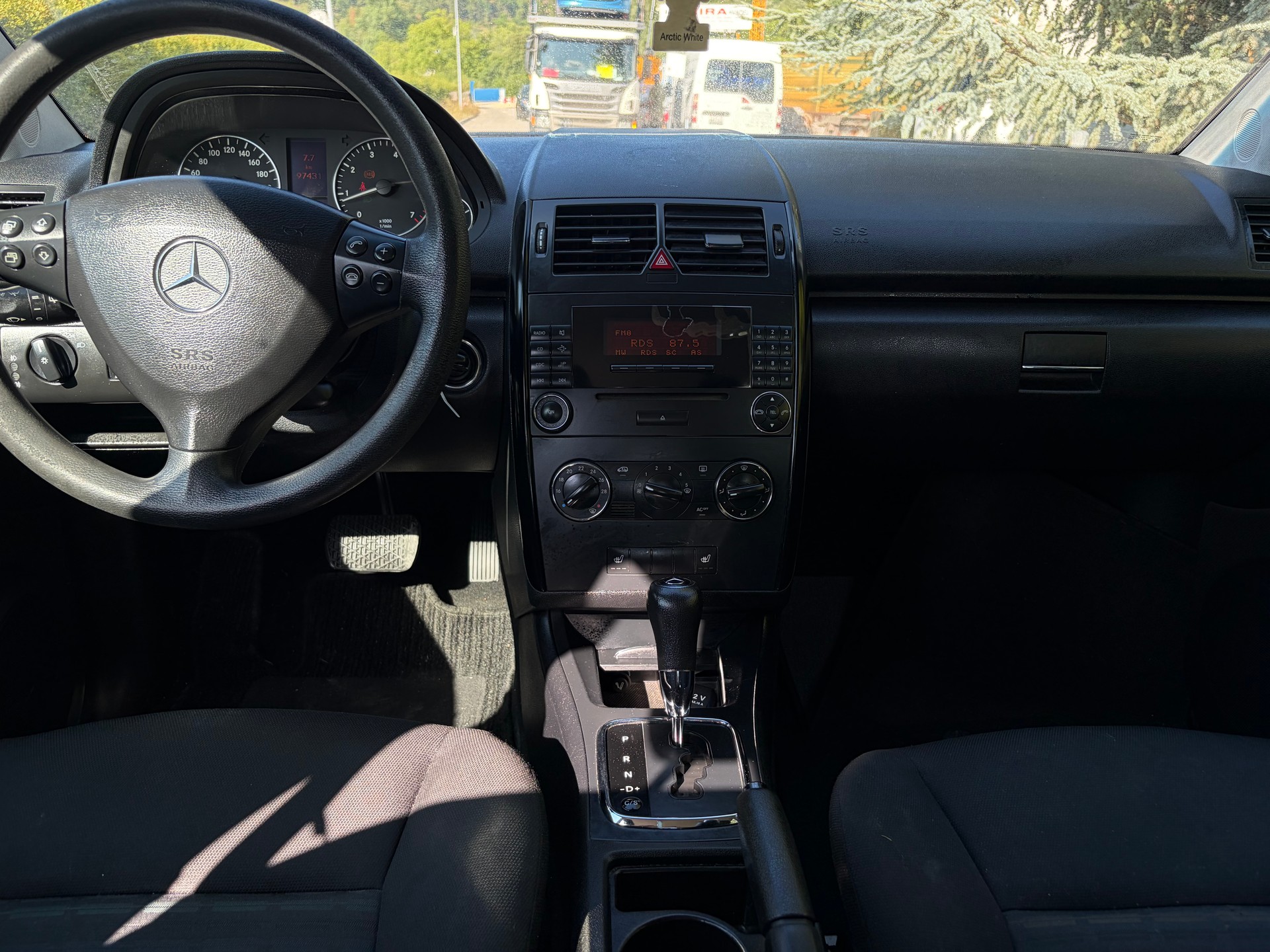 MERCEDES-BENZ A 150 Classic My first star Autotronic-image-1