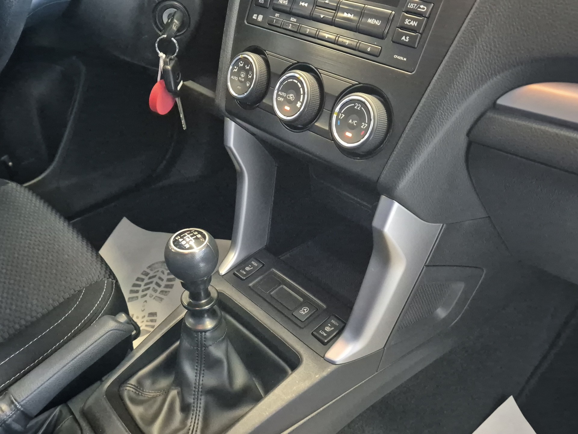 SUBARU Forester 2.0i Advantage AWD-image-25