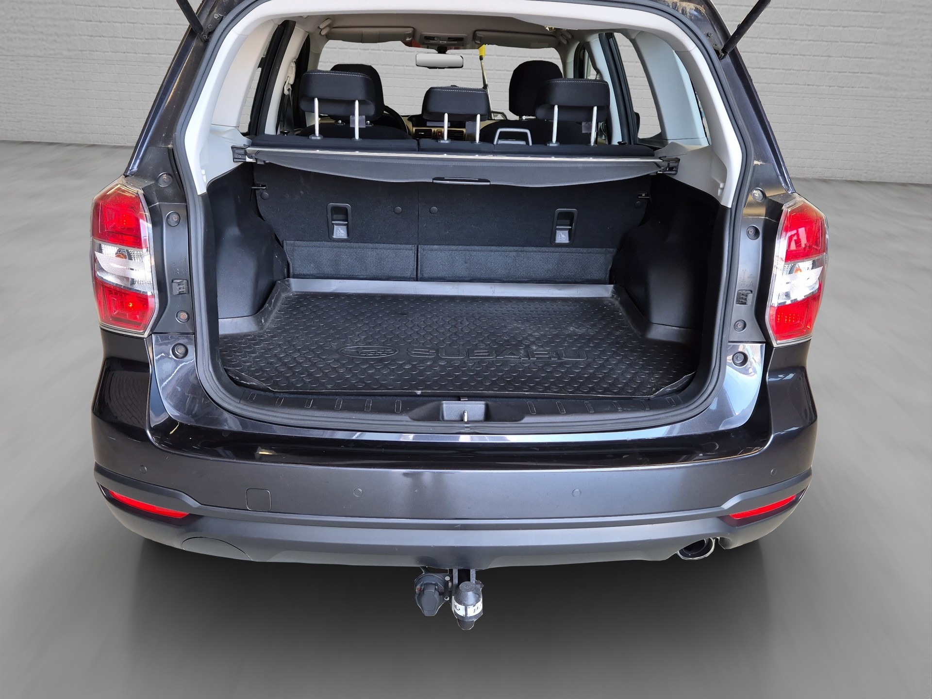 SUBARU Forester 2.0i Advantage AWD-image-13