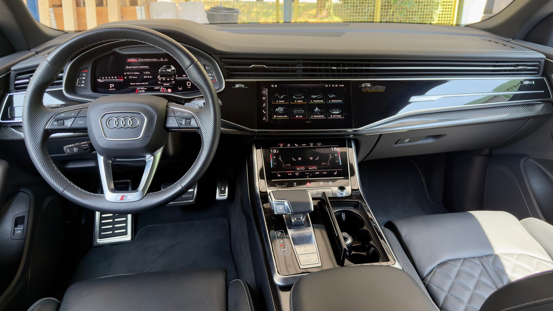 AUDI SQ8 SUV TFSI quattro tiptronic 4.0 V8-image-8