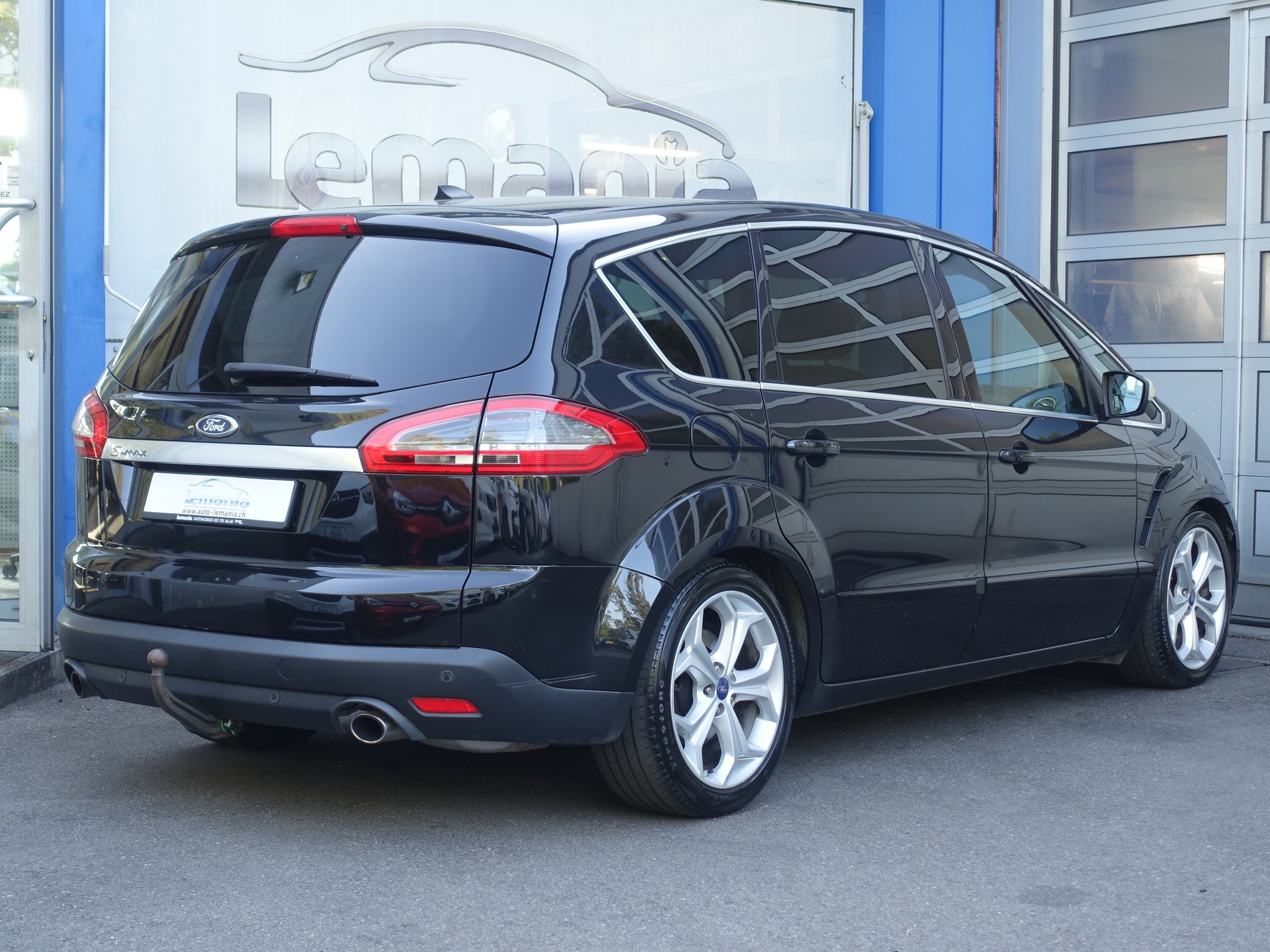 FORD S-Max 2.0 SCTi TitaniumS PowerShift-image-3