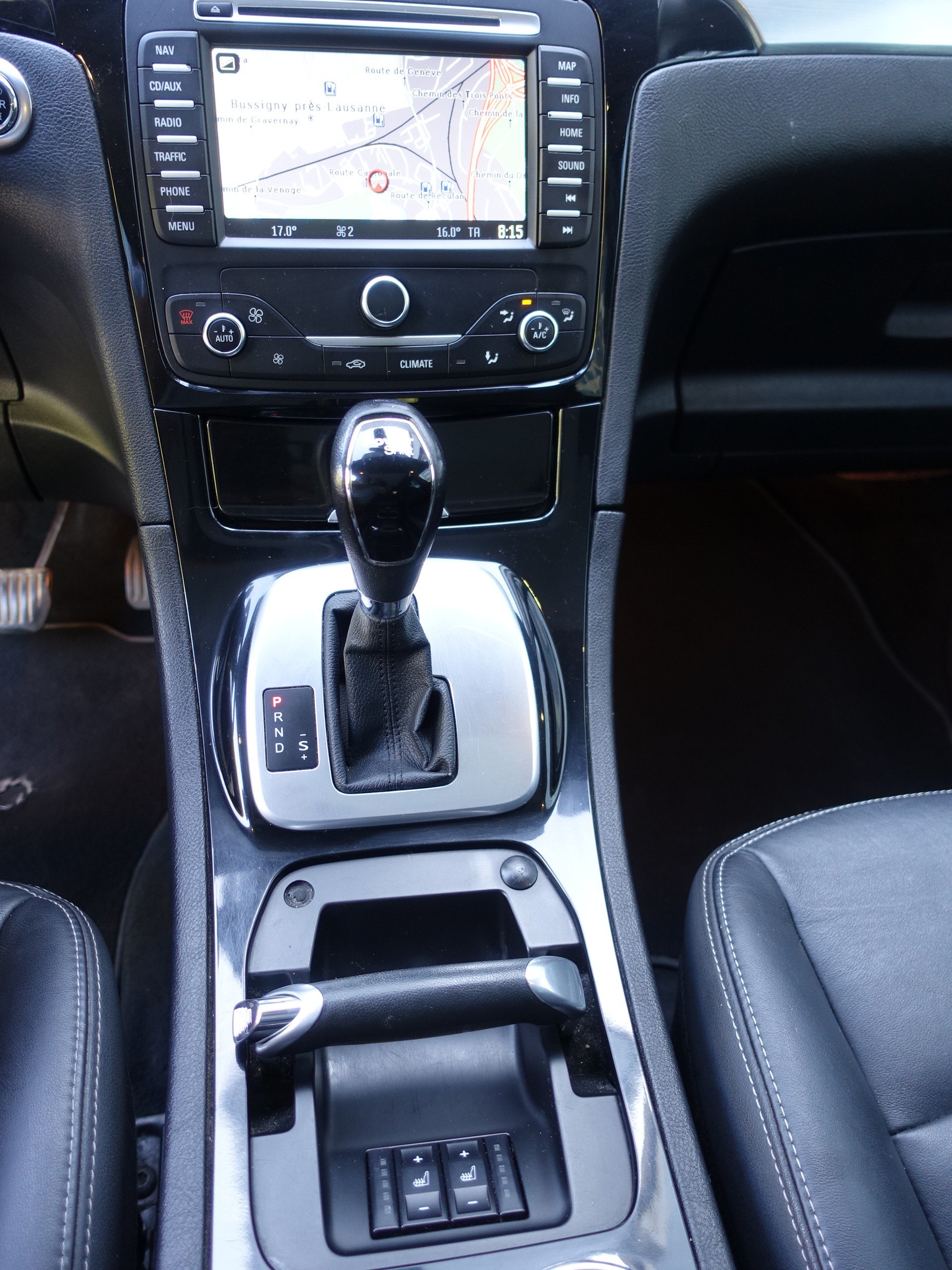 FORD S-Max 2.0 SCTi TitaniumS PowerShift-image-15