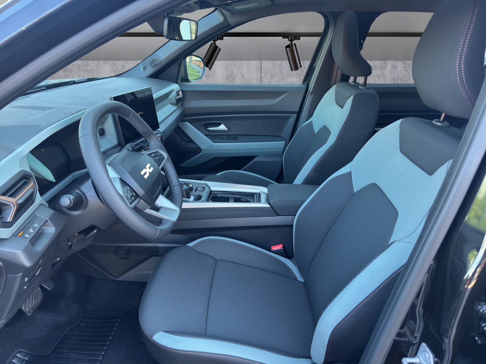 DACIA Bigster TCe Hybrid 150 48V Extreme 4x4-image-5