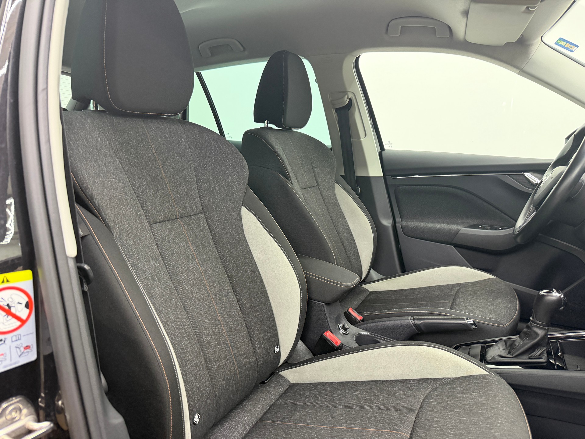 SKODA Kamiq 1.0 TSI Style DSG-image-11