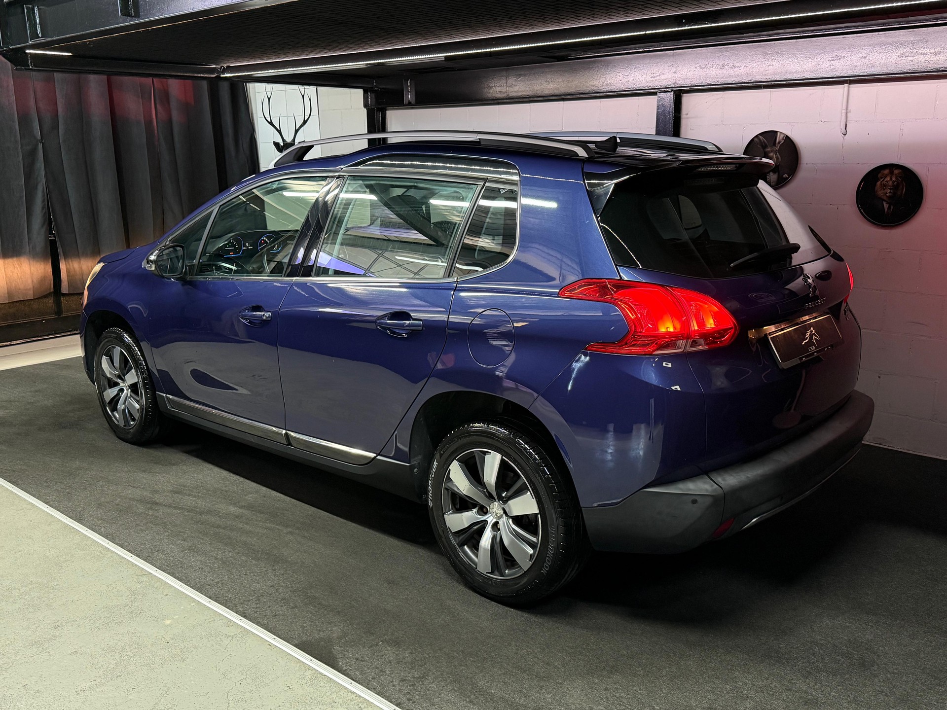 PEUGEOT 2008 1.2 PureTech Féline-image-3