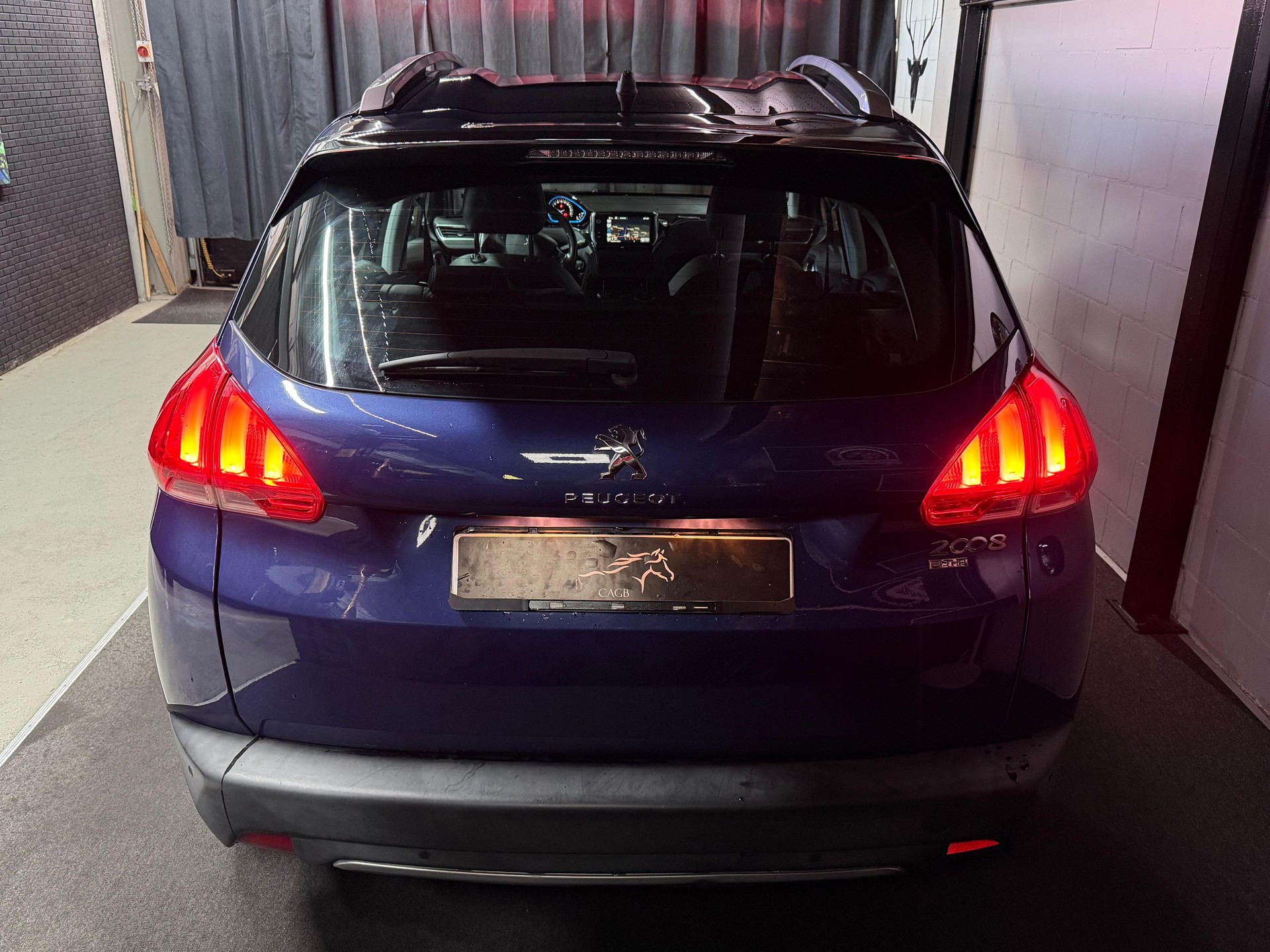 PEUGEOT 2008 1.2 PureTech Féline-image-2