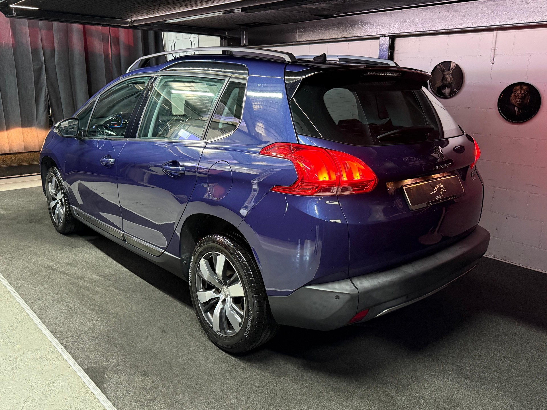 PEUGEOT 2008 1.2 PureTech Féline-image-4