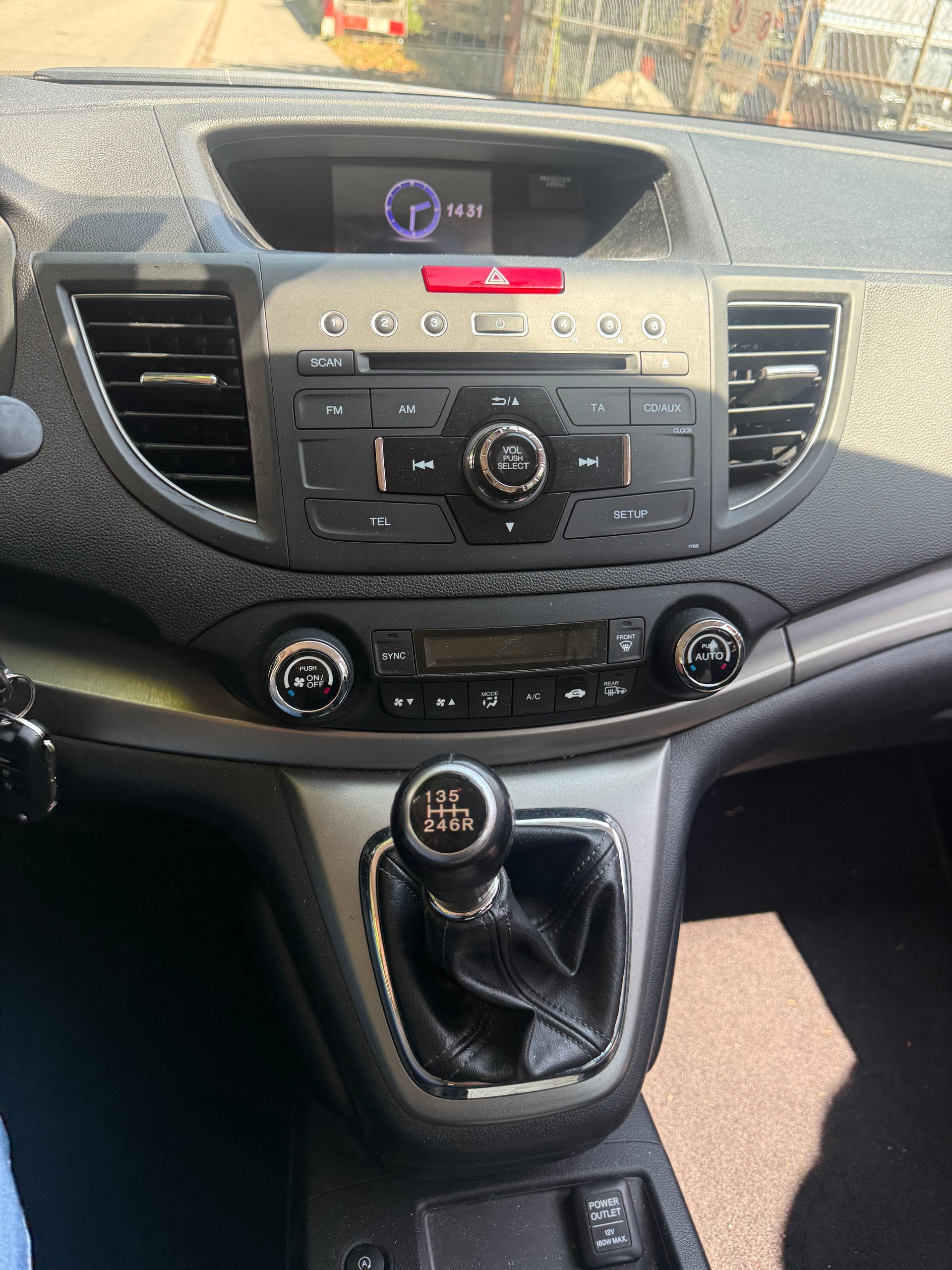 HONDA CR-V 2.2 i-DTEC Comfort 4WD-image-6