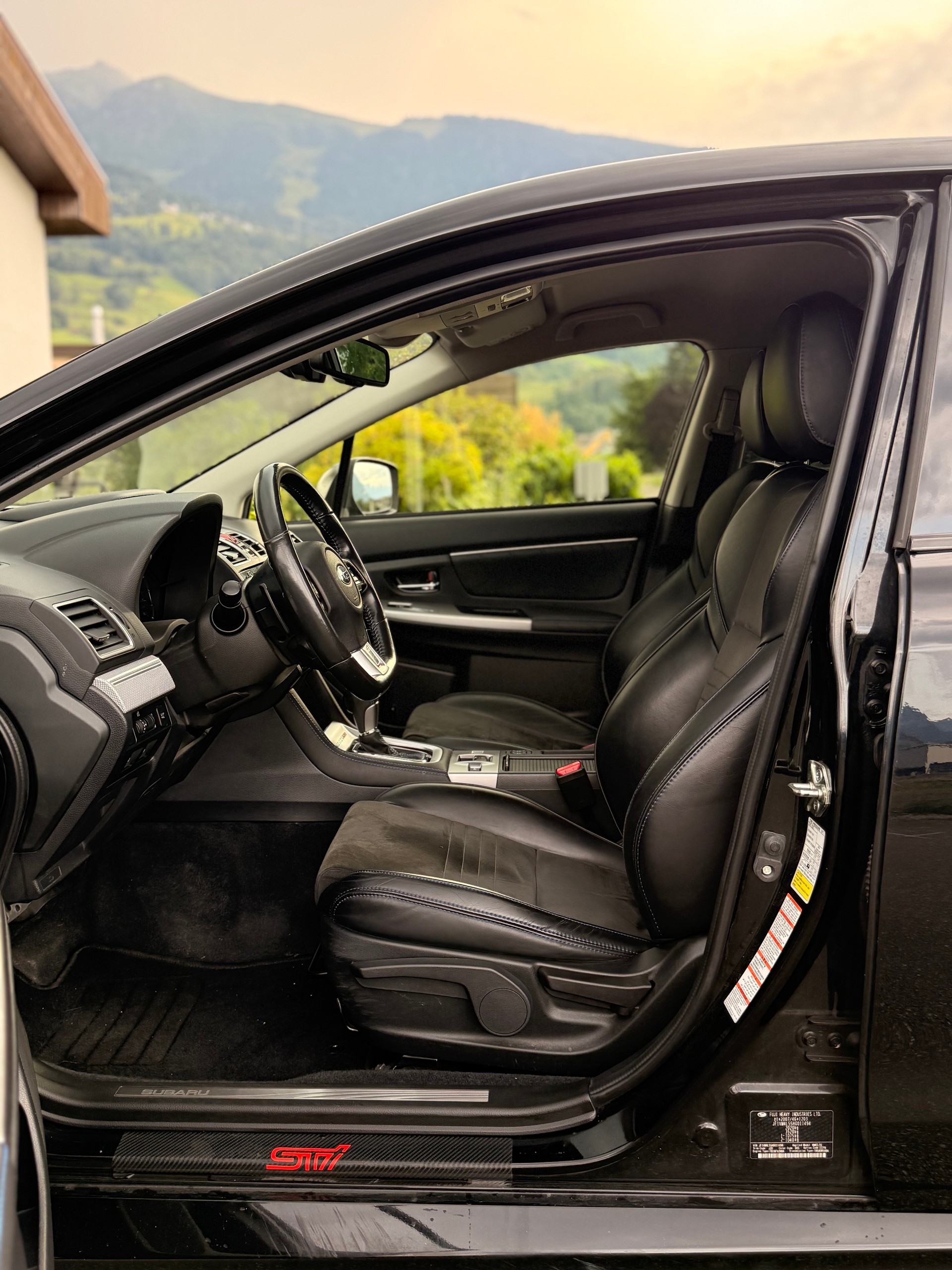 SUBARU Levorg Edition Red-image-2