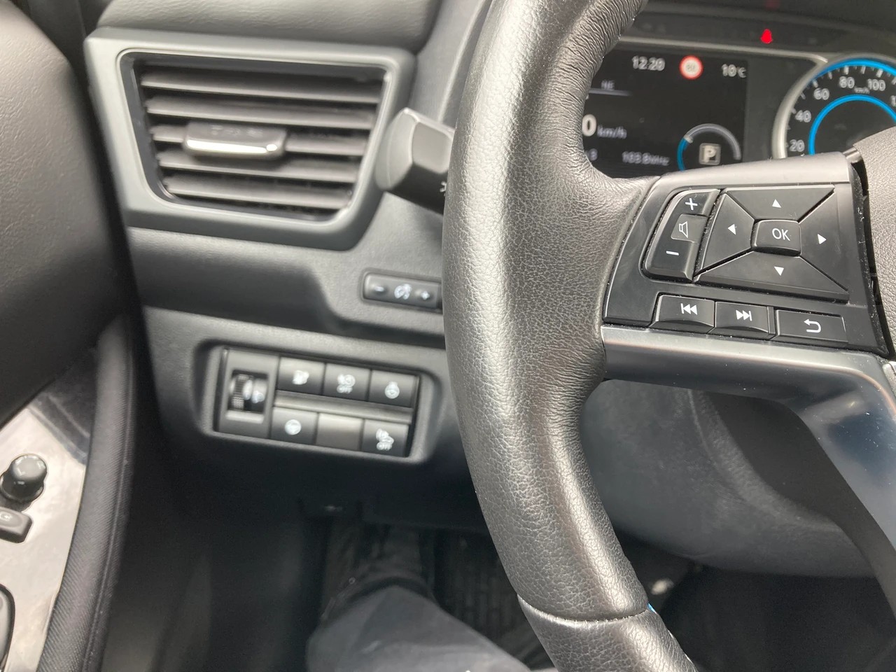 NISSAN Leaf N-Connecta (incl. battery)-image-13