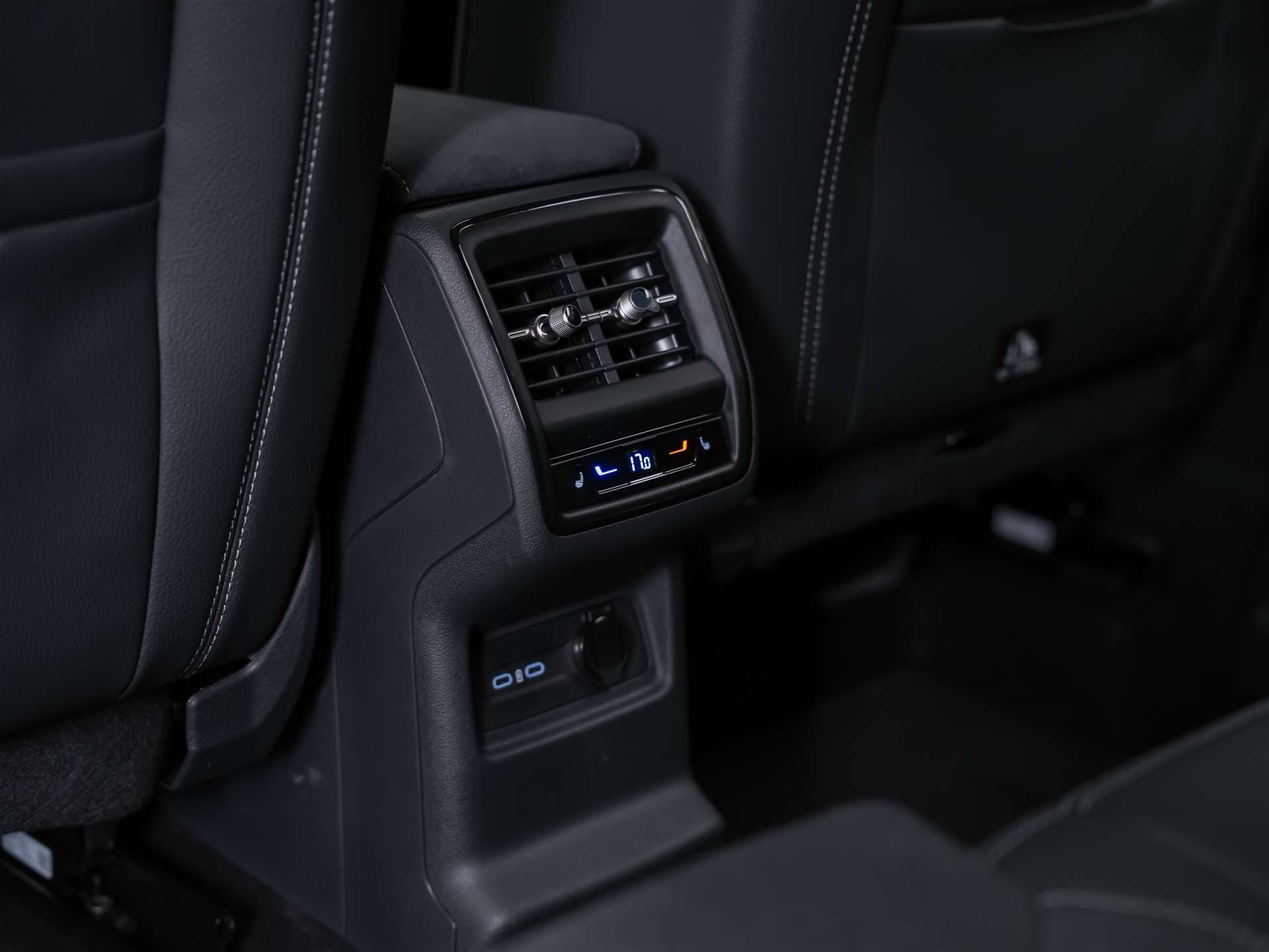 SKODA Kodiaq 2.0 TDI Sportline 4x4 *Matrix LED*Anhängerkupplung*-image-13