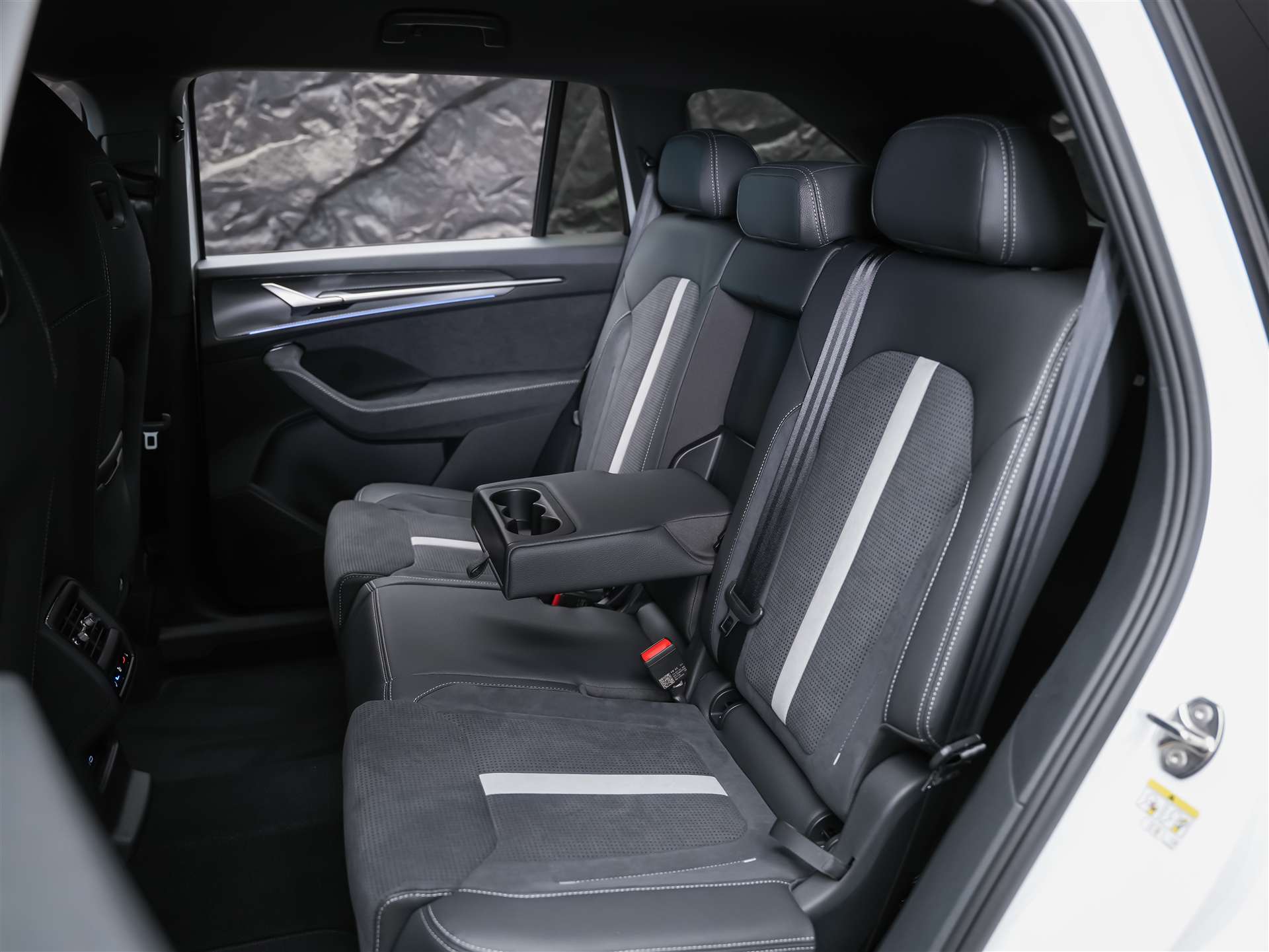SKODA Kodiaq 2.0 TDI Sportline 4x4 *Matrix LED*Anhängerkupplung*-image-12