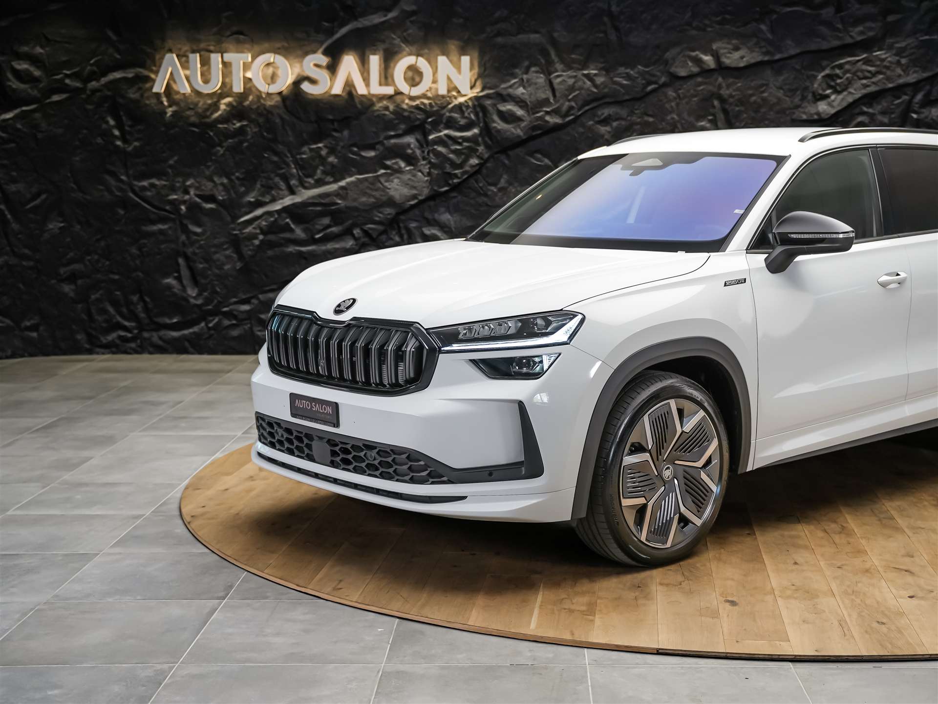 SKODA Kodiaq 2.0 TDI Sportline 4x4 *Matrix LED*Anhängerkupplung*-image-14