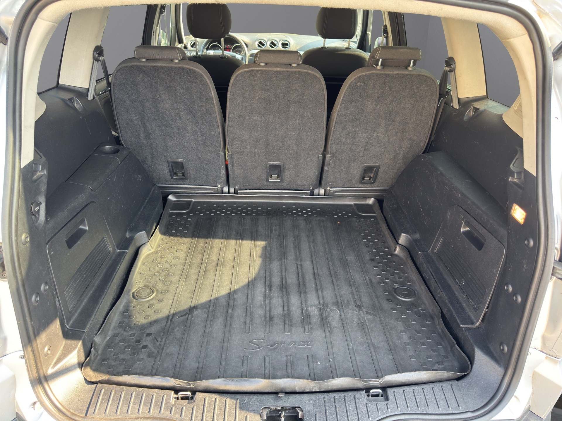 FORD S-Max 2.0 TDCi Titanium PowerShift-image-8