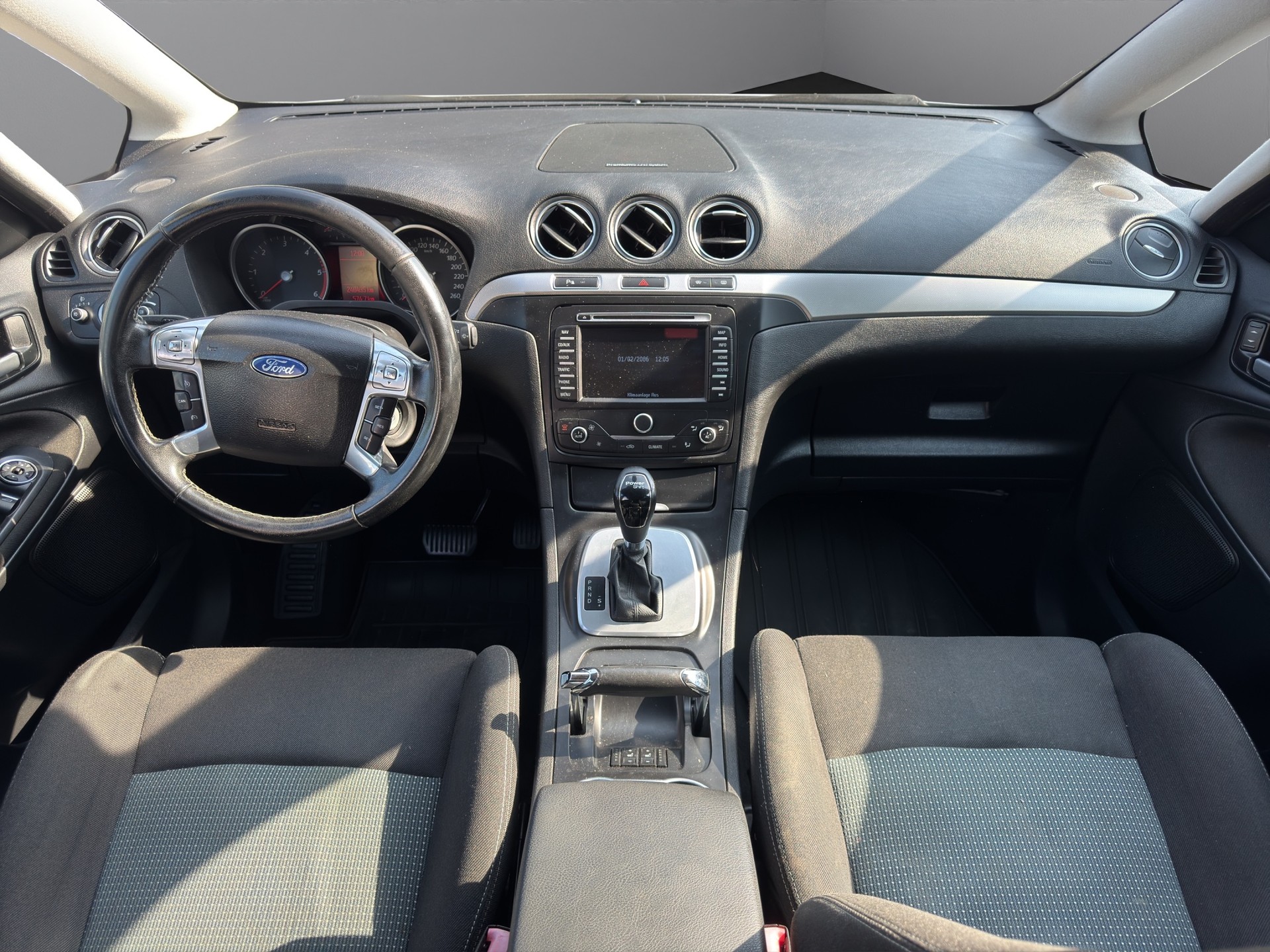 FORD S-Max 2.0 TDCi Titanium PowerShift-image-15