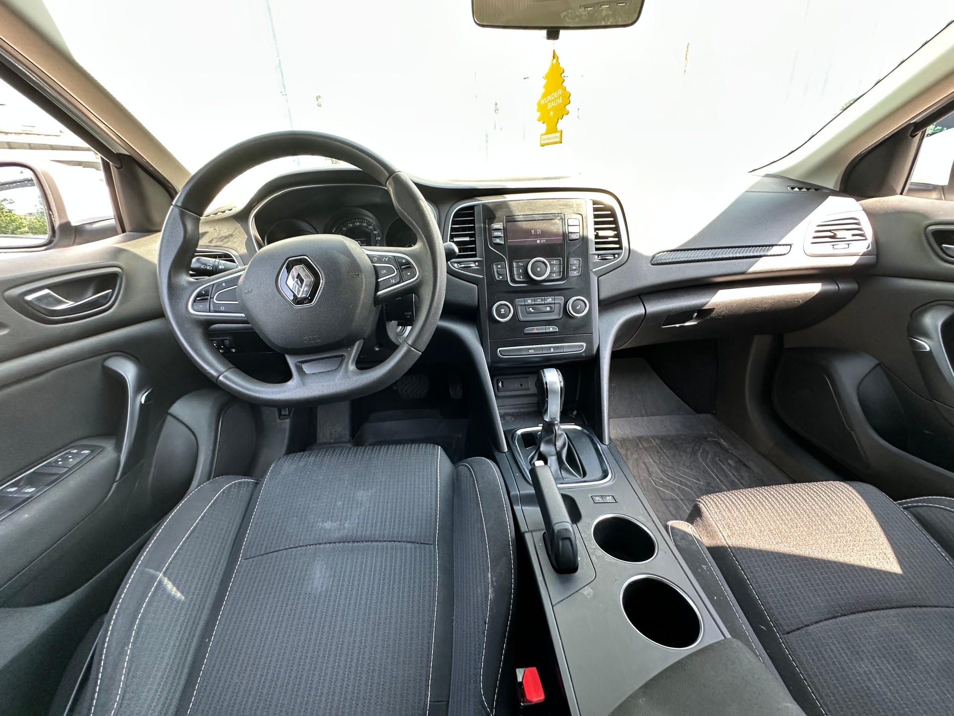 RENAULT Mégane Grandtour 1.5 dCi Business Line EDC-image-10