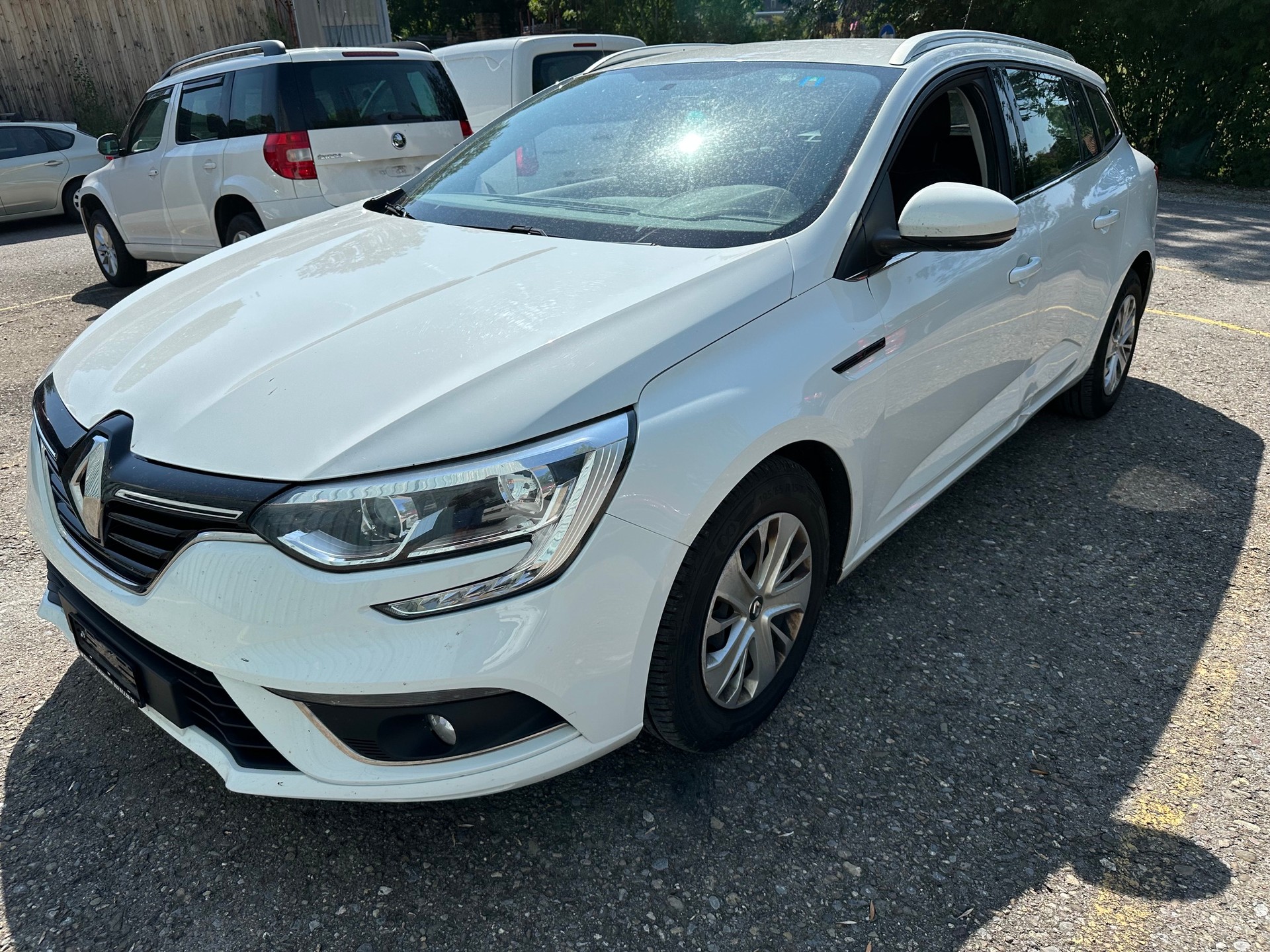RENAULT Mégane Grandtour 1.5 dCi Business Line EDC-image-1