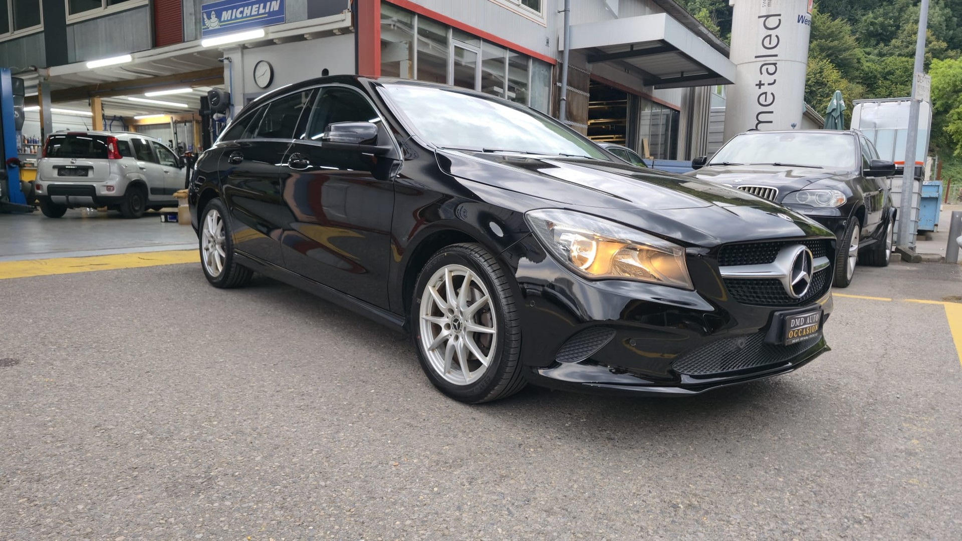 MERCEDES-BENZ CLA Shooting Brake 180 d 7G-DCT-image-0