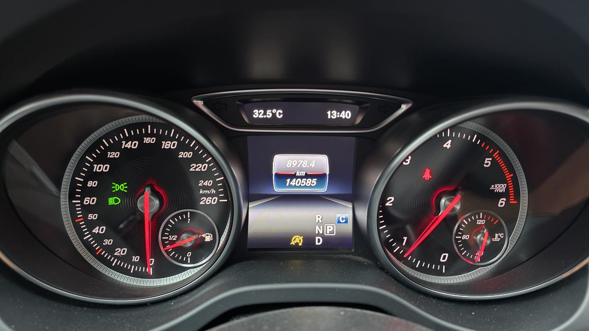 MERCEDES-BENZ CLA Shooting Brake 180 d 7G-DCT-image-15