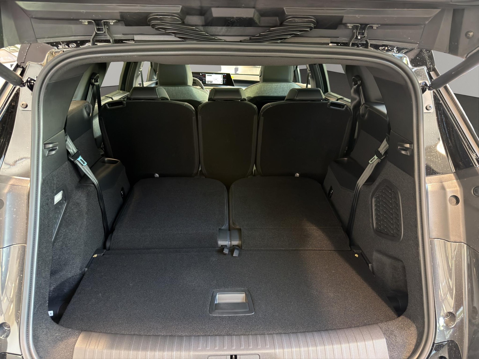 PEUGEOT 5008 e-GT Exclusive-image-8