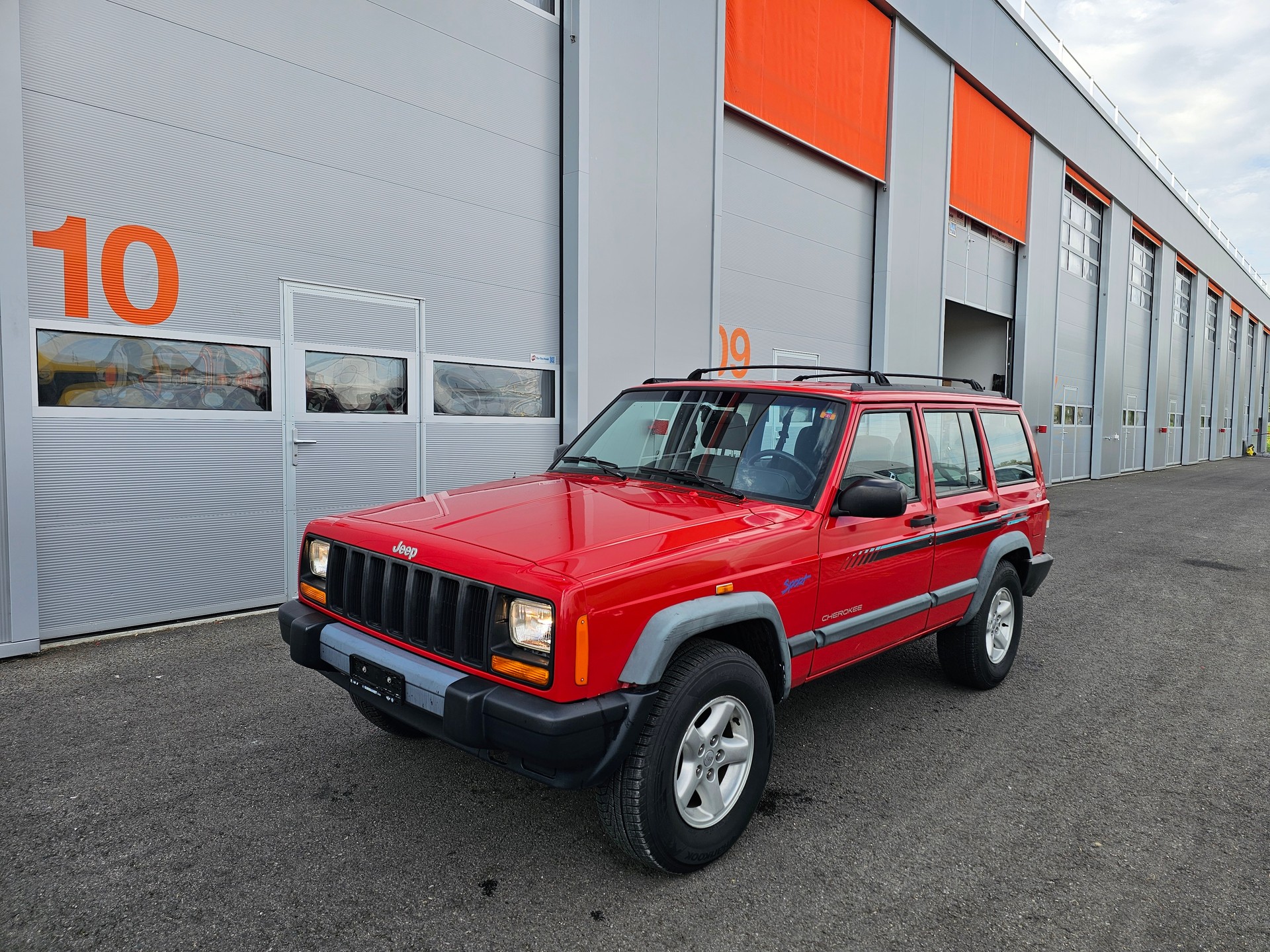 JEEP Cherokee 2.5 TD-image-0