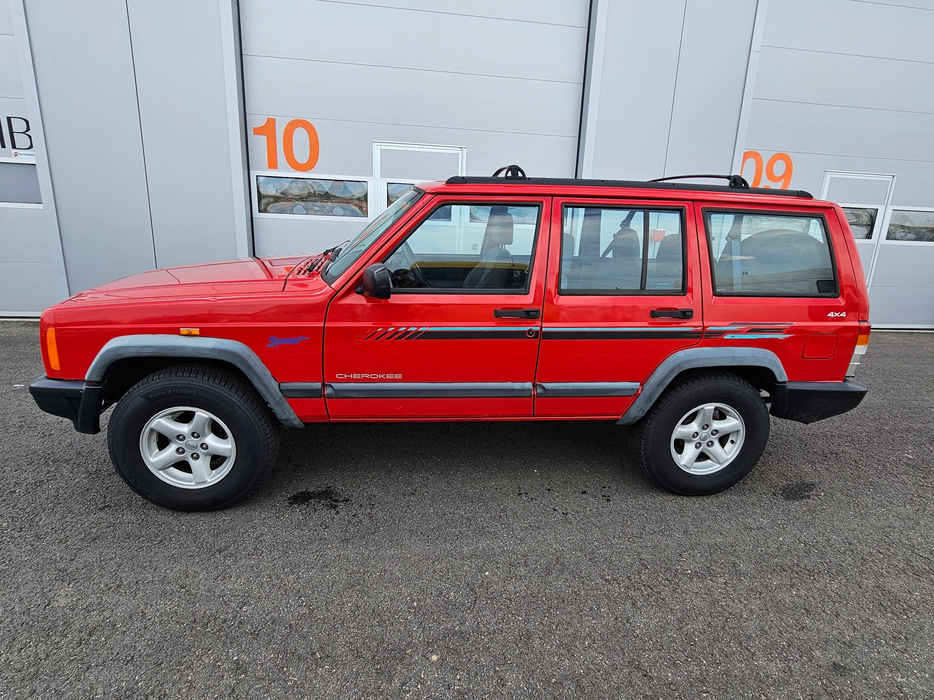 JEEP Cherokee 2.5 TD-image-1
